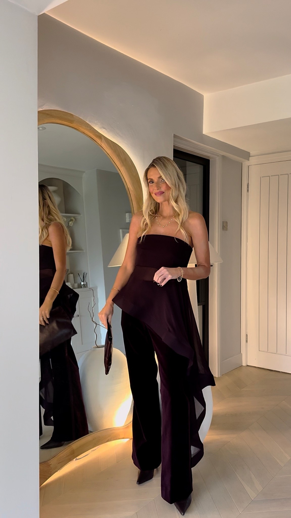 Burgundy Christmas outfit!

#LTKfestive #LTKdatenight #LTKover50style