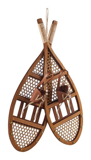CANVAS Canadian Christmas Collection Large Wooden Snowshoe Wall Décor, 23-in | Canadian Tire
