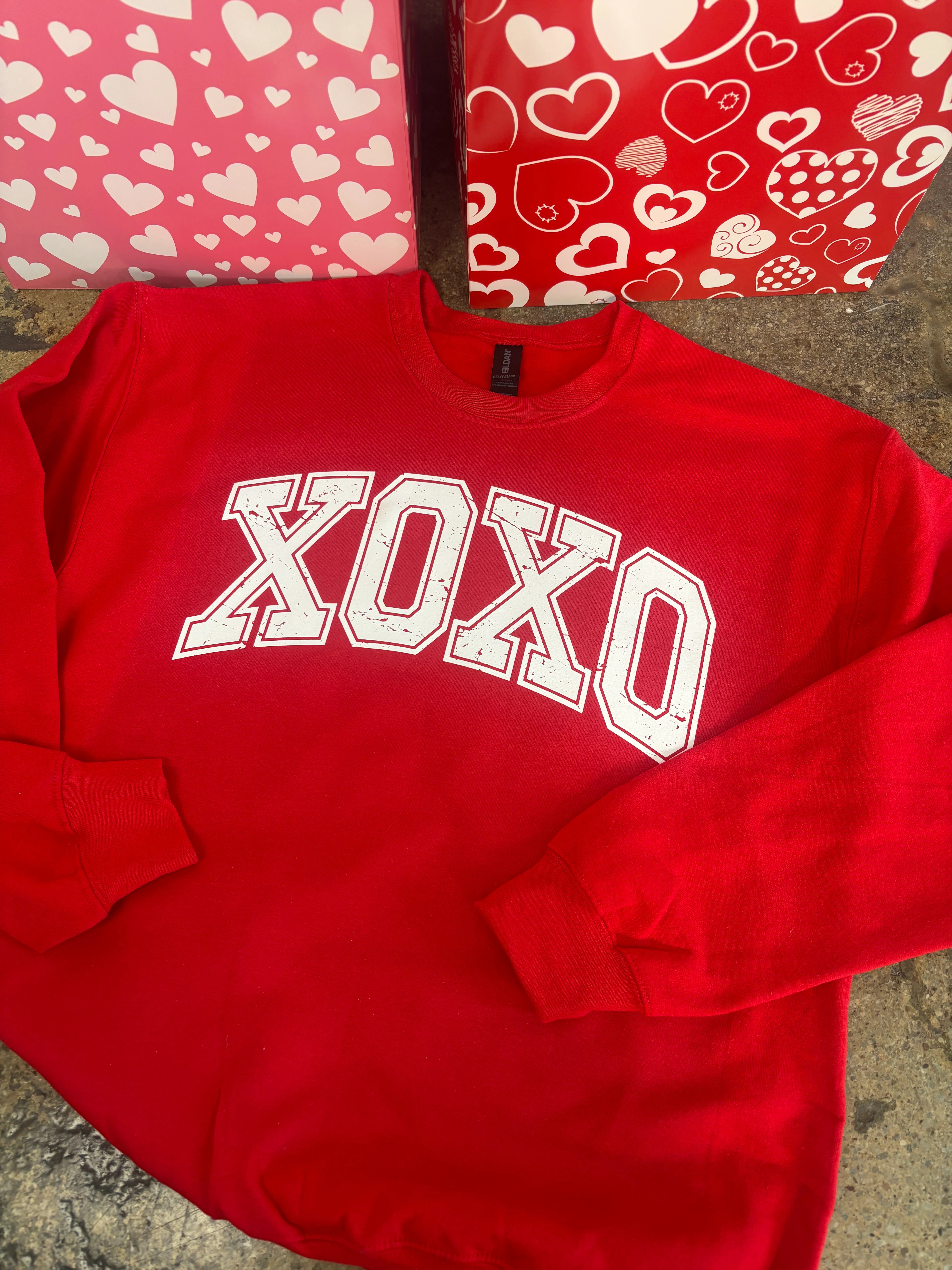 XOXO Graphic Crewneck - Red | Willow Boutique