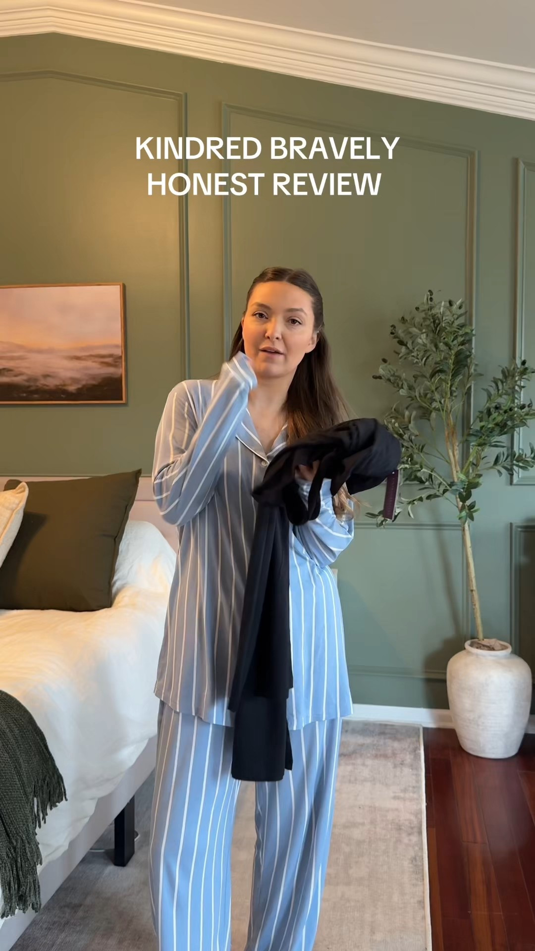 Truly, so impressed with kindred Bravely and will be wearing these styles on repeat! Wearing a size medium and everything, and a large in the bra, but I should have gotten a medium in that! 

#LTKmomlife #LTKBump