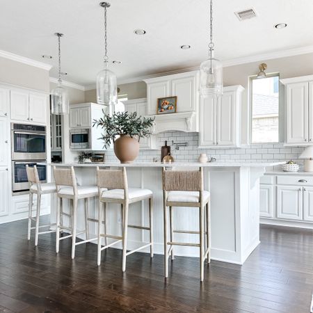 Love my kitchen stools are on sale!! The come in counter height and bar height. The perfect kitchen counter or kitchen island bar stools for a modern neutral kitchen.
4/21

#LTKhome #LTKstyletip