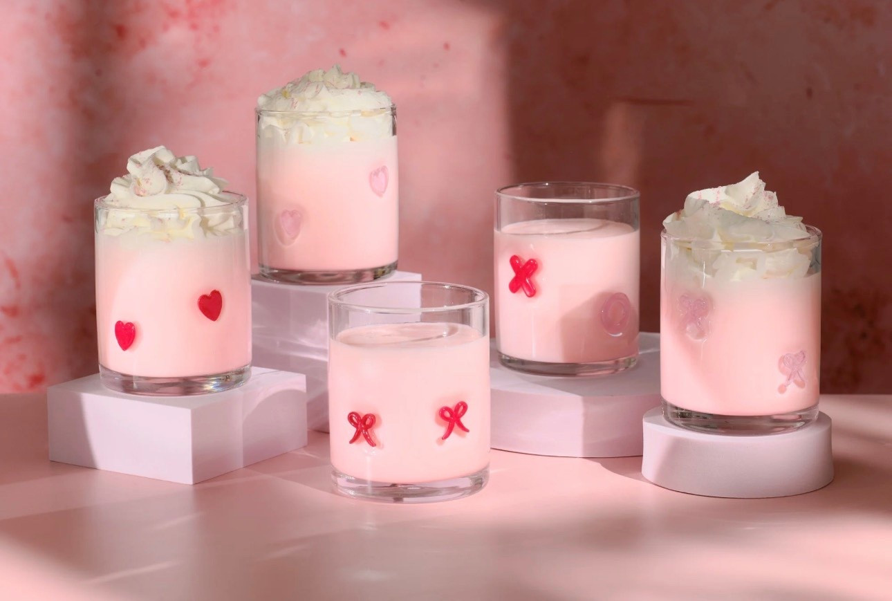 Valentines glass cups// Anthro dupes // from Walmart 

Bows
Hearts 
Pink and red
Glass cups
Holiday 


#LTKHoliday