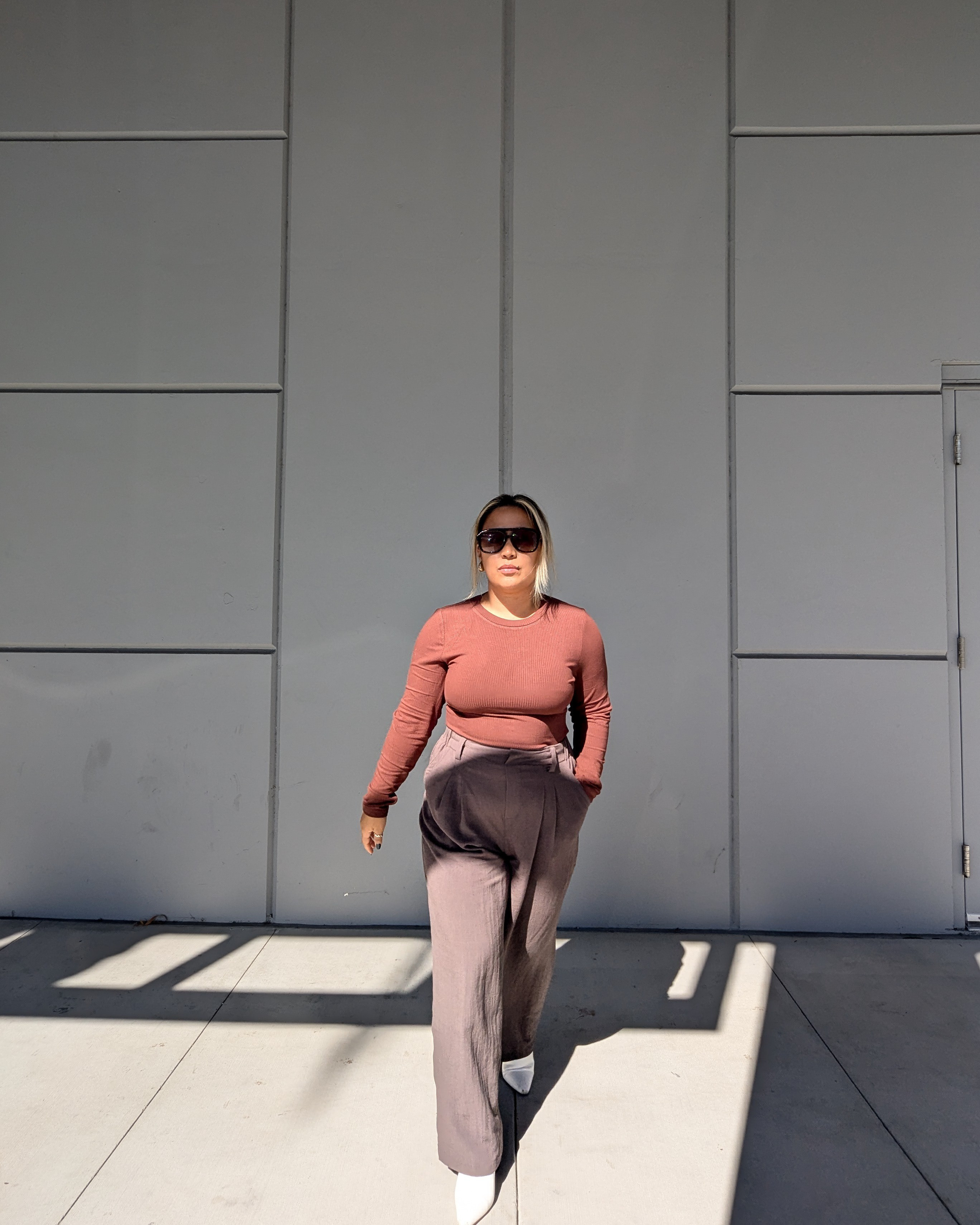 shades of brown for the office in fall. 🍂 top (M, but should have gotten small), pants (M short)

#LTKSeasonal #LTKFindsUnder50 #LTKWorkwear