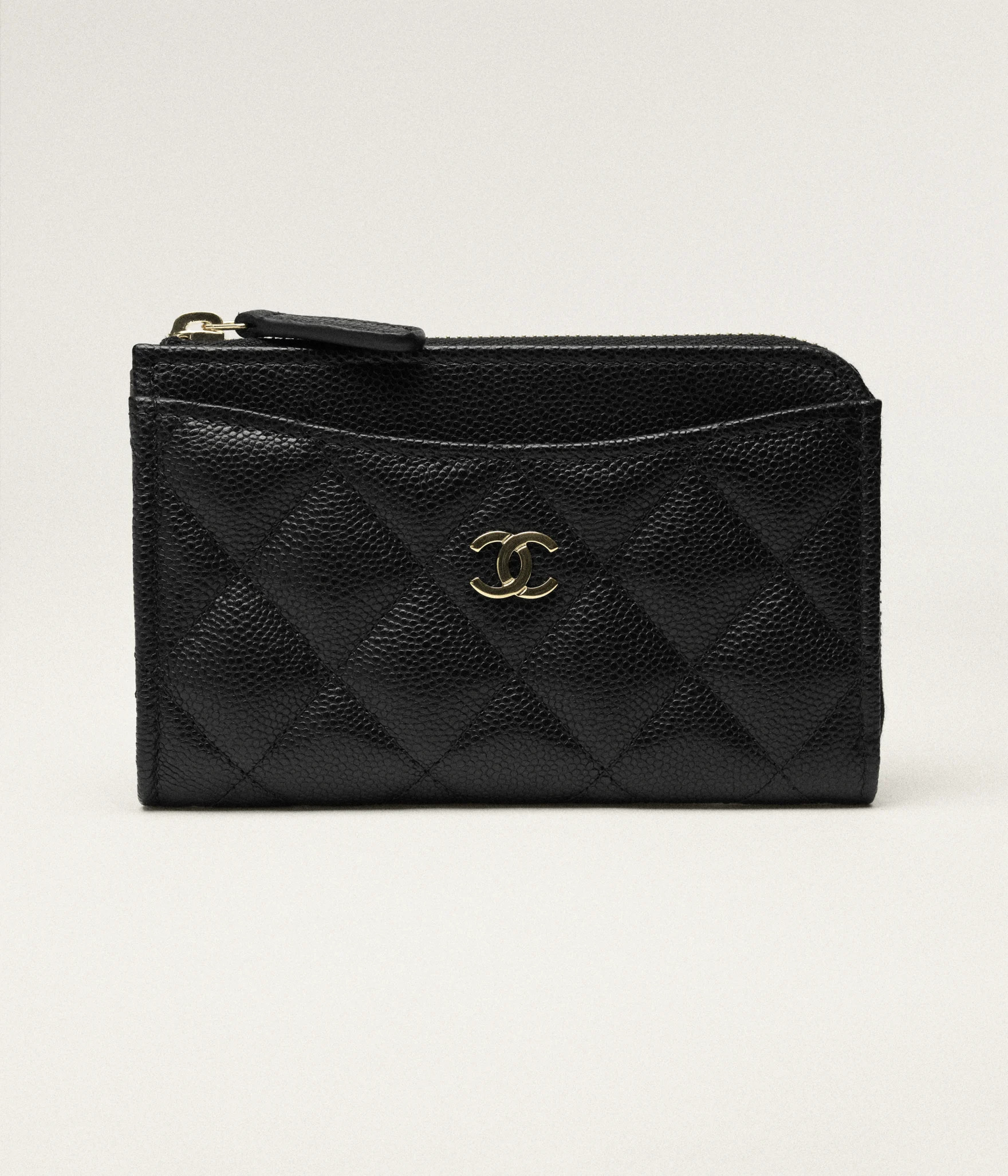 Classic zipped card holder - Grained shiny calfskin & gold-tone metal, black — Fashion | CHANEL | Chanel, Inc. (US)