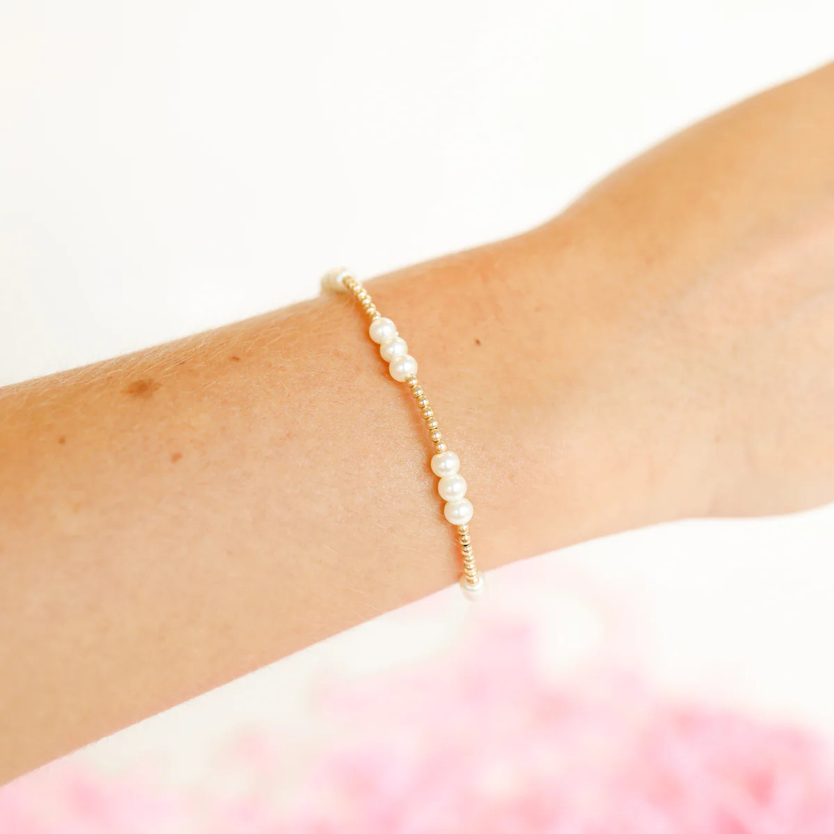 ILY Pearl Bracelet | Beaded Blondes