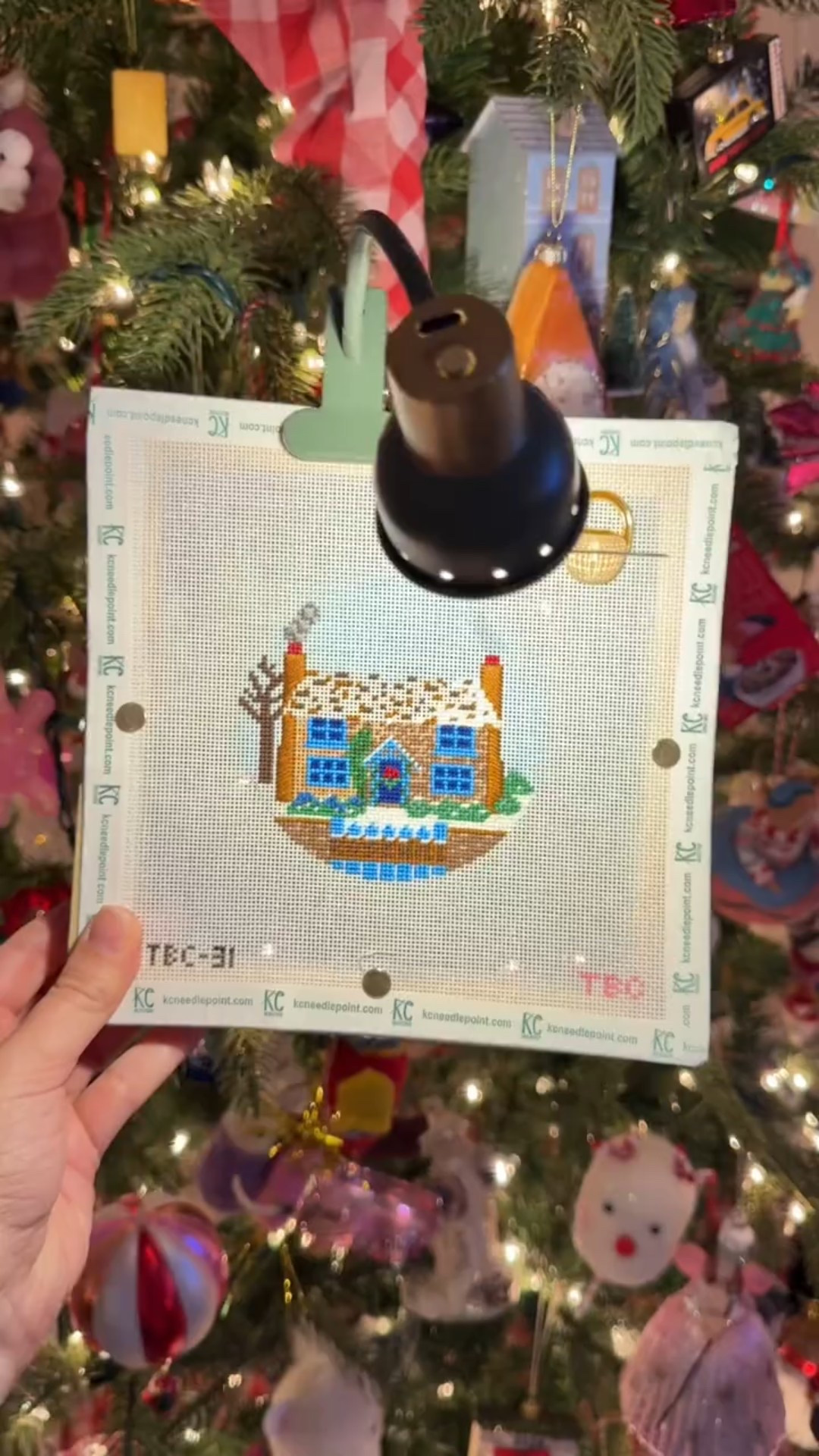 needlepoint, needlepoint canvas, needlepoint light, book light, hobby, Target

#LTKHome #LTKFindsUnder50 #LTKdayinmylife