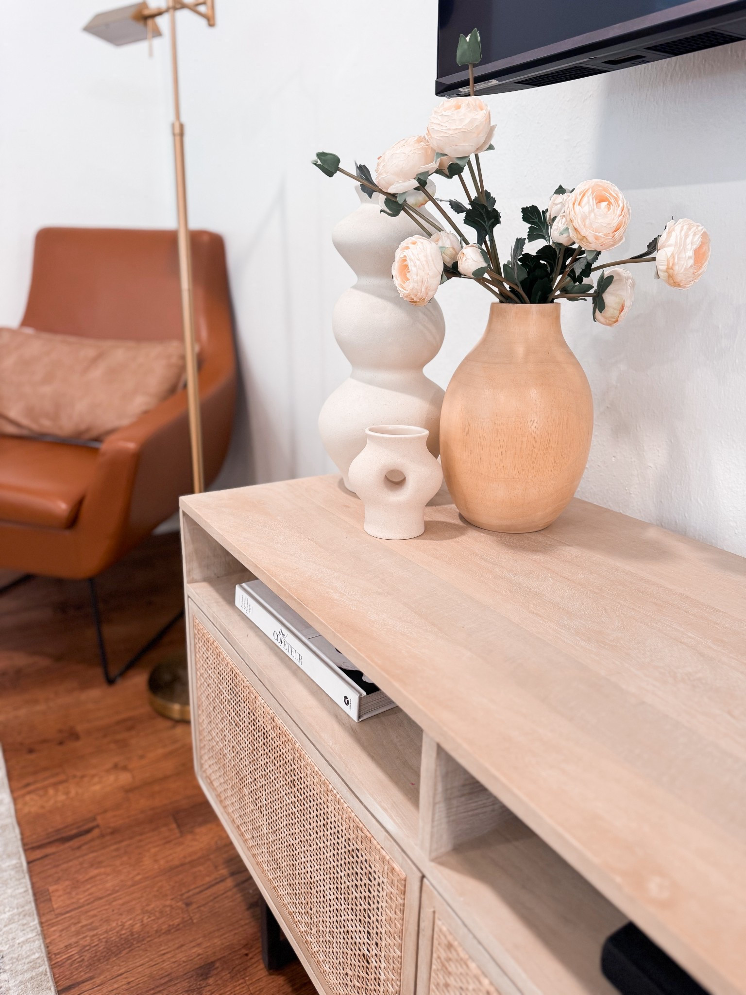 Prettiest faux ranunculus 

#LTKHome #LTKdayinmylife