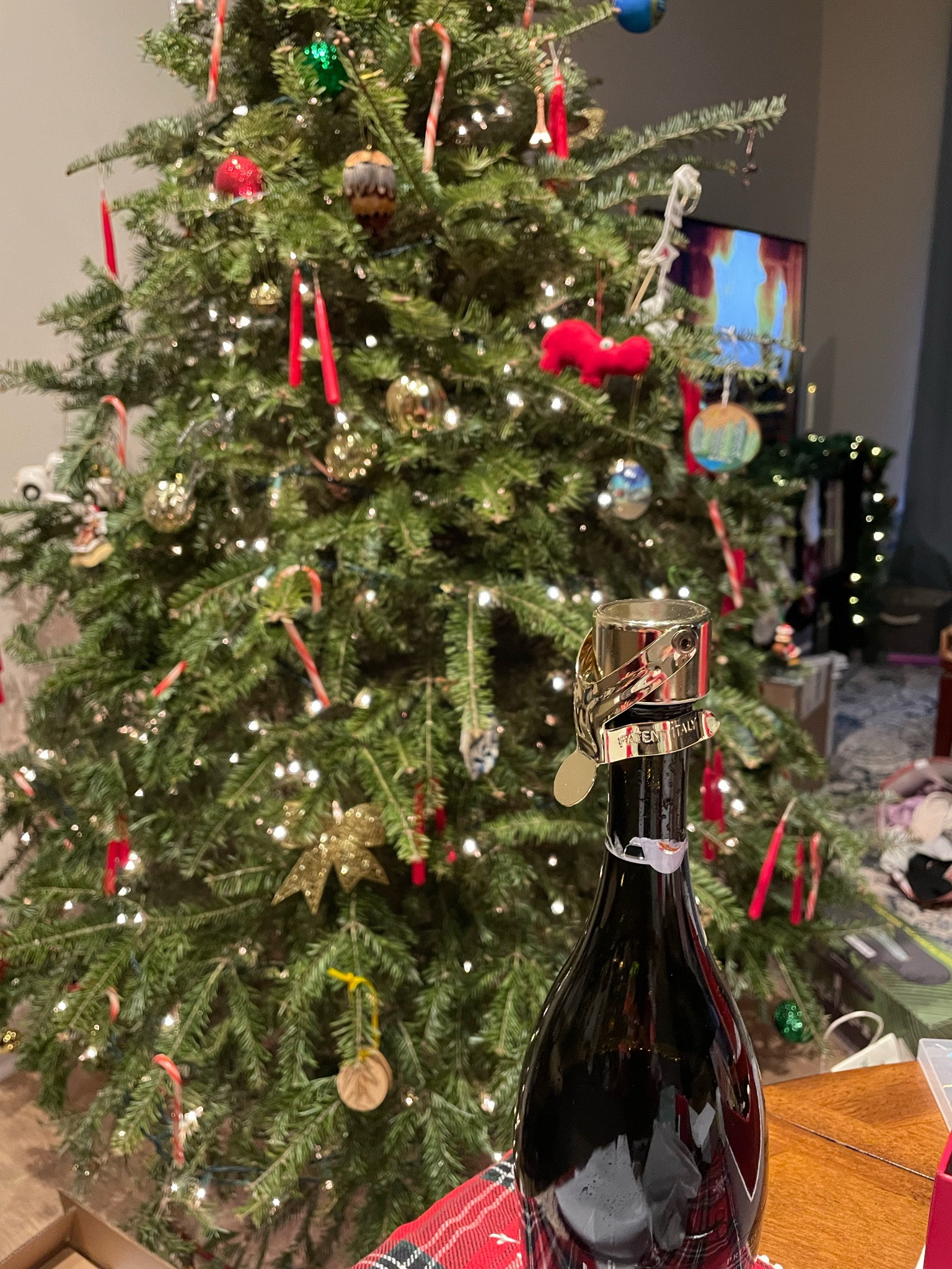 Excellent champagne saver! 
Amazon find 

#LTKFindsUnder50 #LTKHoliday #LTKGiftGuide