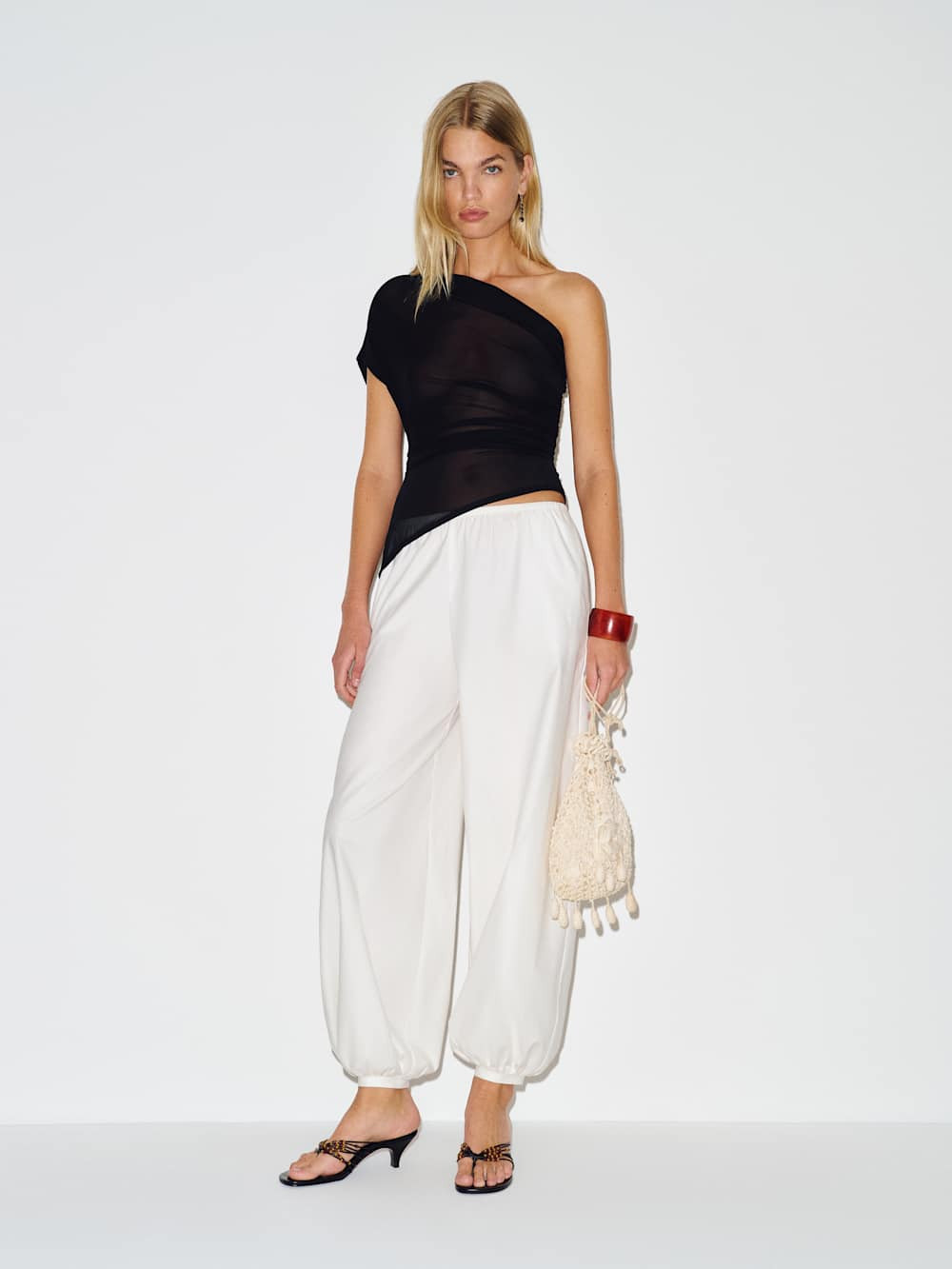 Adora Knit Top | Reformation (Global)