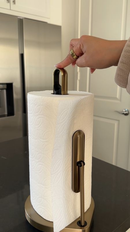 Really cool 2-in-1 paper towel holder & spray bottle from Simple Human!

#LTKunder100 #LTKhome
