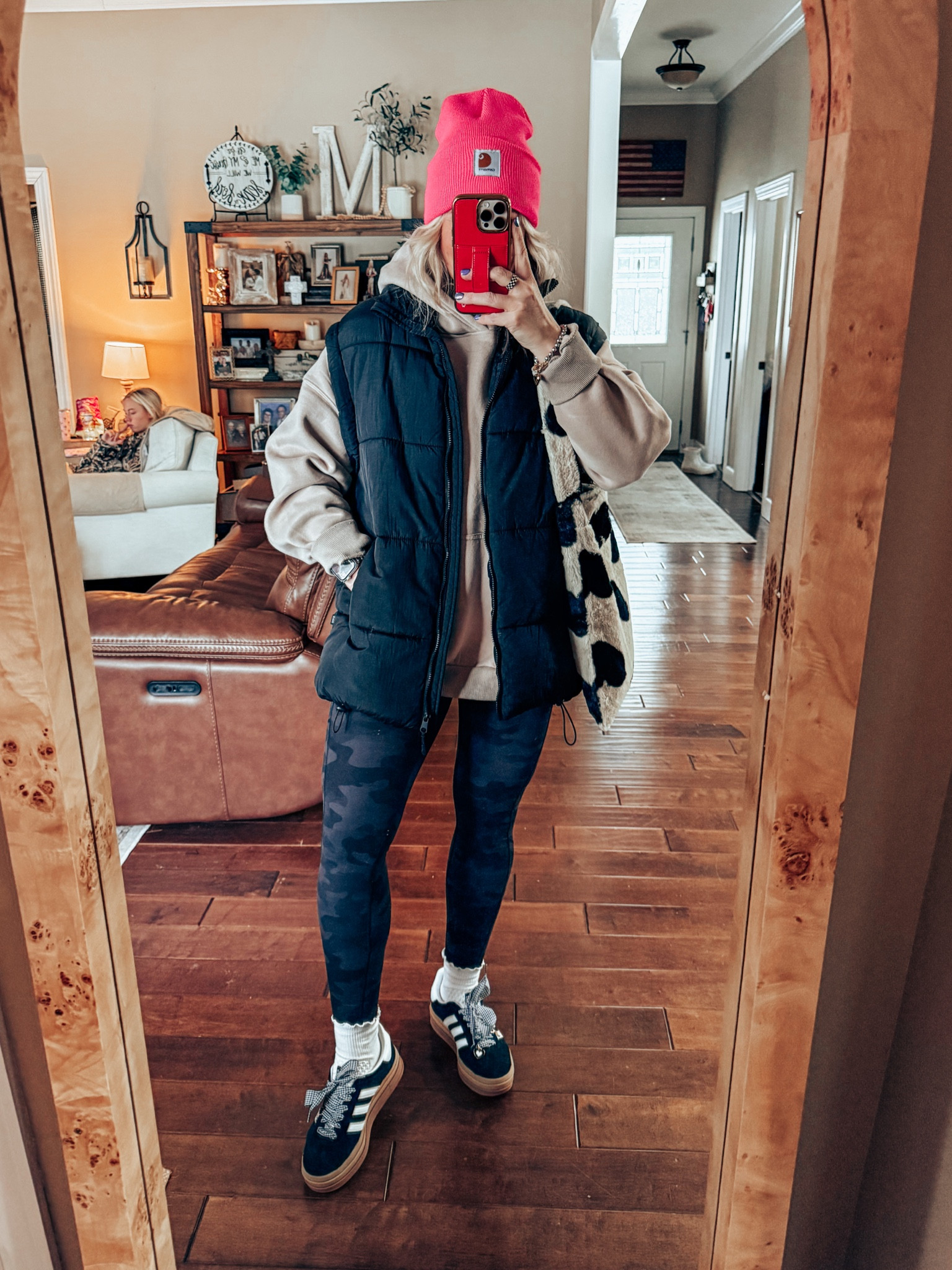 I just got this cute pink beanie and decided it was a perfect day to style it! 🩷🖤
Sweatshirt - XL
Leggings - M
Vest - M
Sneaks - sized down 


#LTKOver40 #LTKStyleTip #LTKFindsUnder50