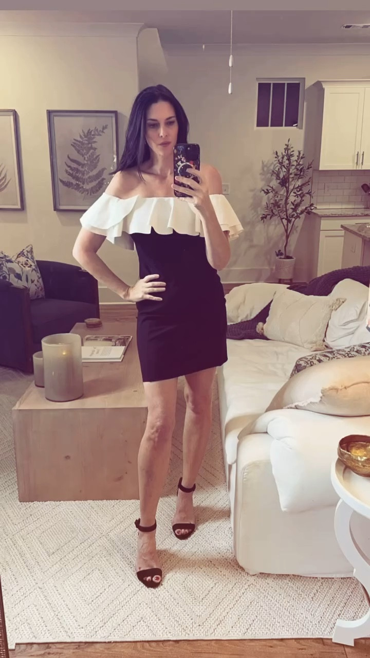 @loft The most beautiful holiday dress and so comfortable! 

60% off 2 items today! ✨♥️ 

https://www.loft.com/storefront?cid=loudcrowd&lc_ambassador_id=Y3VzdG9tZXI6NTc3MjI5Ng

5’10
Size S
#loft #loftstyle #contentcreator #fashion #fashionblogger #fashionstyle #style #tallgirls #ltkstyletip #holiday #dress #dresses #holidaystyle #nashville #nashvilletn

#LTKHoliday #LTKParties #LTKCyberWeek