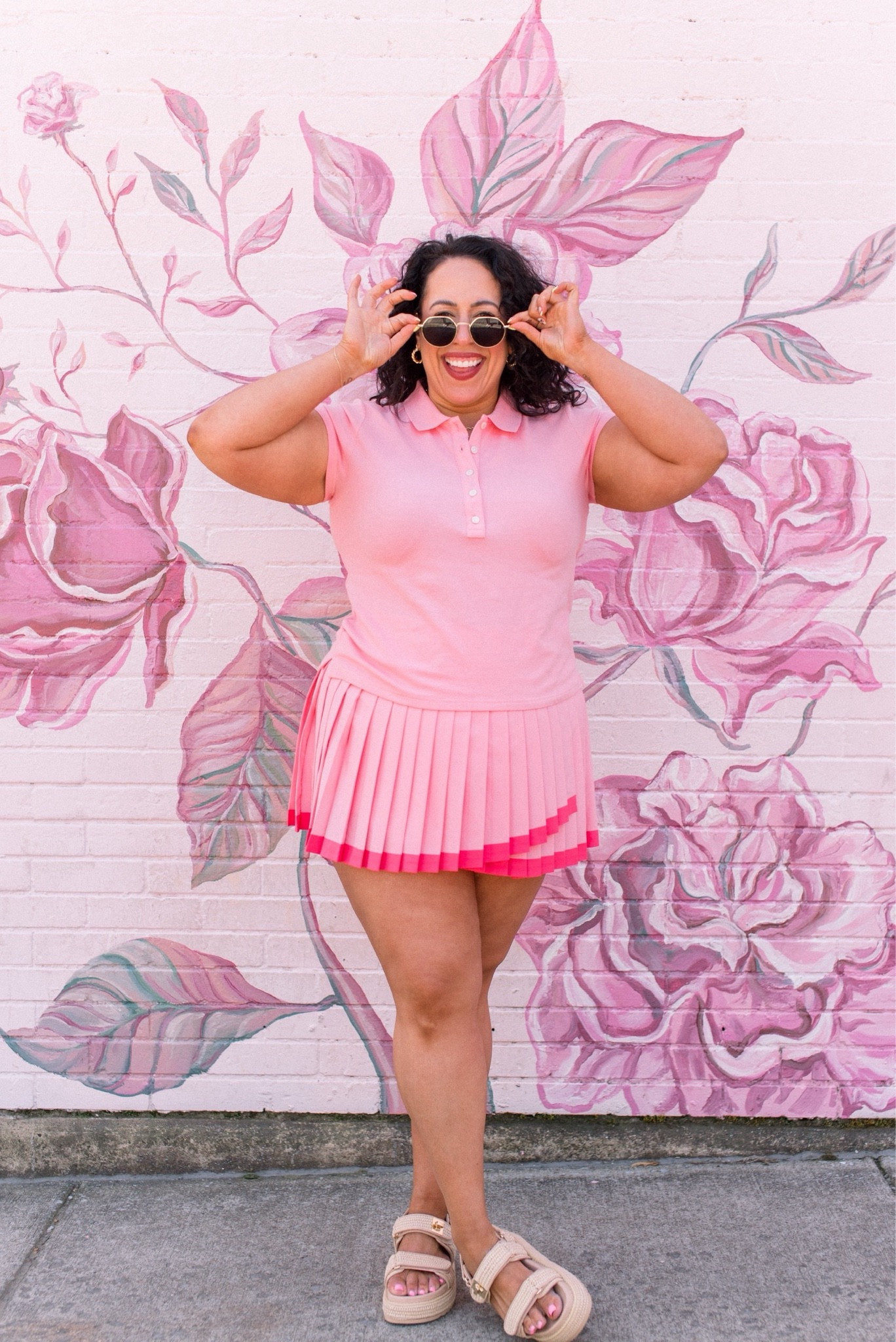 Midsize activewear style from Aerie! An all pink tennis outfit or pickleball outfit, perfect for spring!!

#LTKFitness #LTKMidsize #LTKActive