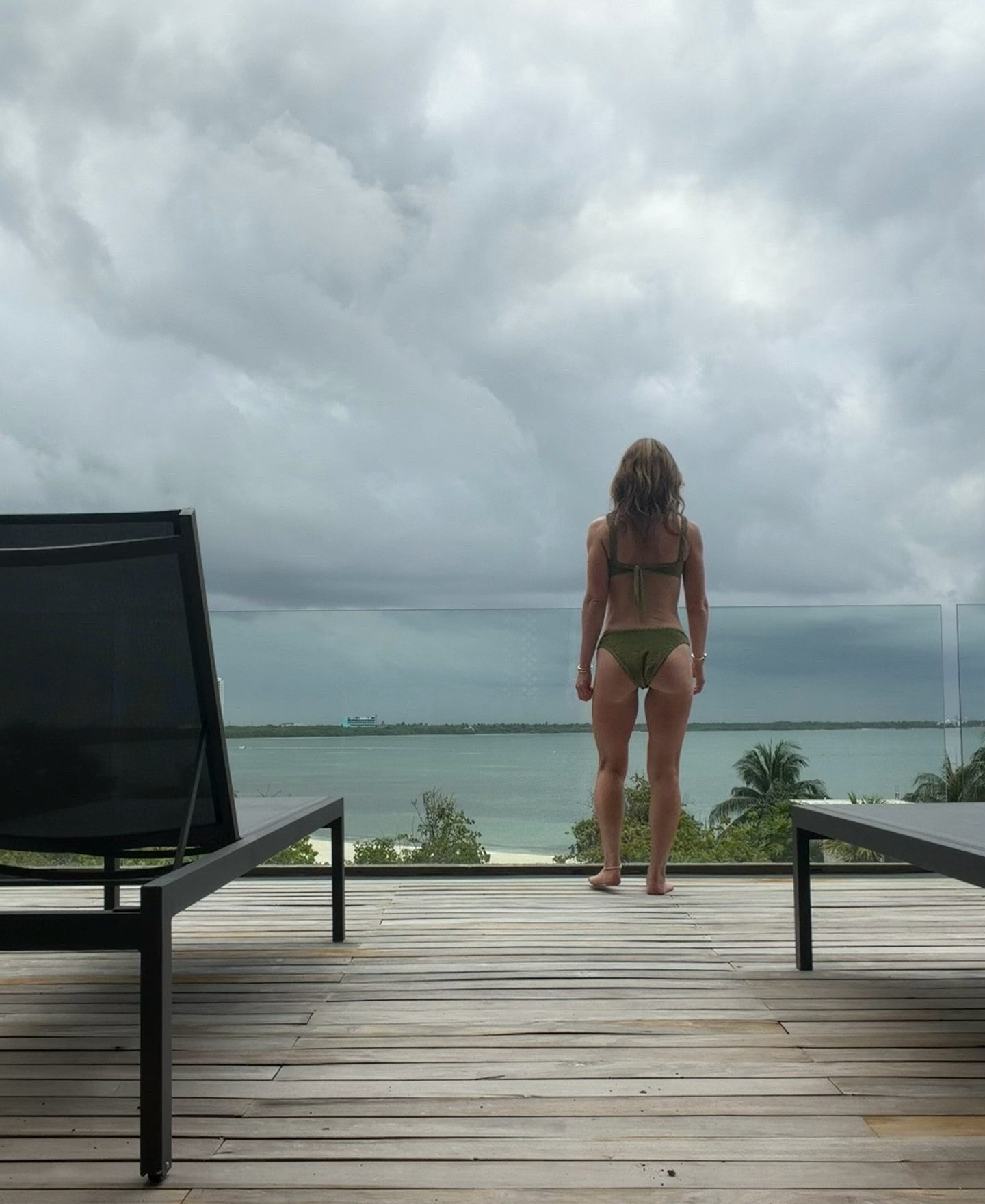 This weekend’s wedding hit different. It reminded me that:

🐸 Real love is worth the wait. If you have to kiss a few frogs along the way to find your prince or princess, kiss them all until you KNOW. Don’t ever settle.

♾️ There is nothing like deep-rooted childhood friendships. No matter how much time passes, you can pick up right where you left off - especially when your friends happen to be incredible humans, all in their own special ways.

🍆 The people who love, accept and forgive you regardless of your flaws, dysfunctions, and mistakes are the only ones to invest your love and time in. Those imperfections are what make you, YOU. Perfect people are boring. #baddies 

🌴 Thank you A&H, for allowing us to witness your genuine and deep love firsthand. Because of you guys and these very special days spent in Cancun, I was able to rediscover parts of myself that I was starting to forget. 🥹💕 38, I am ready for you.