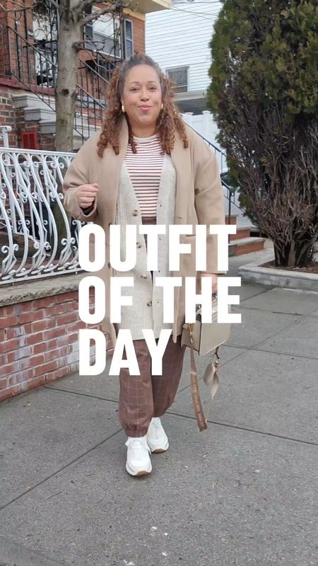 Here's my  #outfitoftheday for Friday! 🙌 I'm definitely channeling a whole neutral vibe 🟤 Also did some pattern mixing with Stripes and Plaid 😍 Its giving Mr. Roger Chic 🤣

#LTKplussize #LTKstyletip #LTKover40