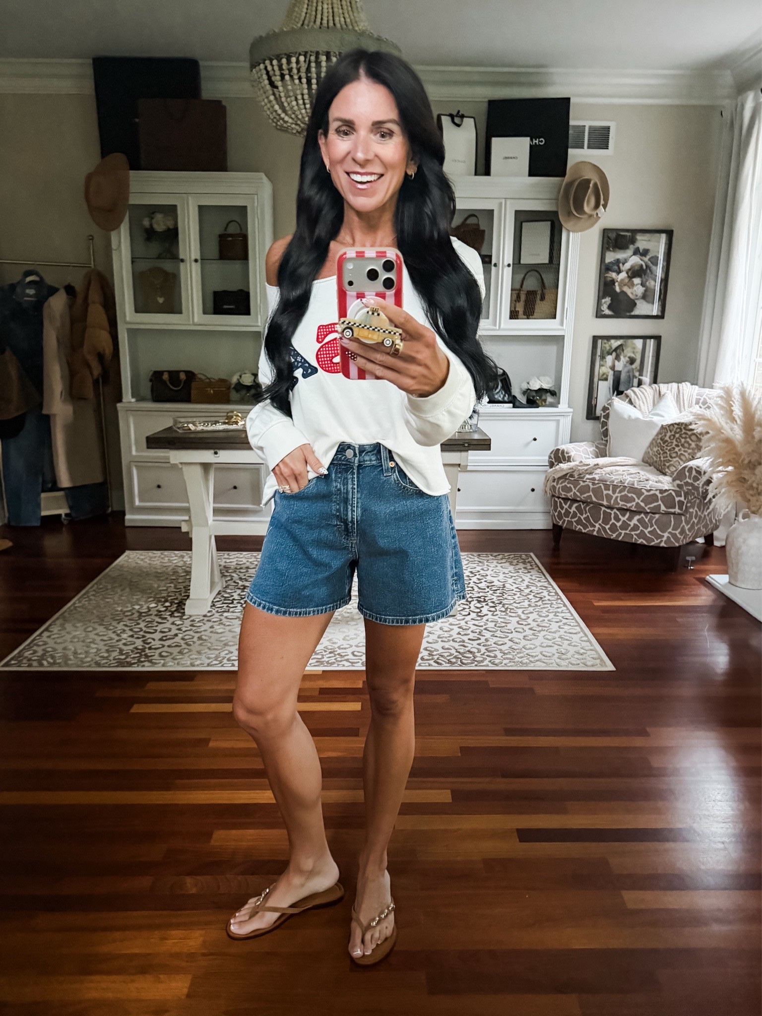 Such a cute off the shoulder sweatshirt
@Target

#LTKootd #LTKSeasonal #LTKSaleAlert