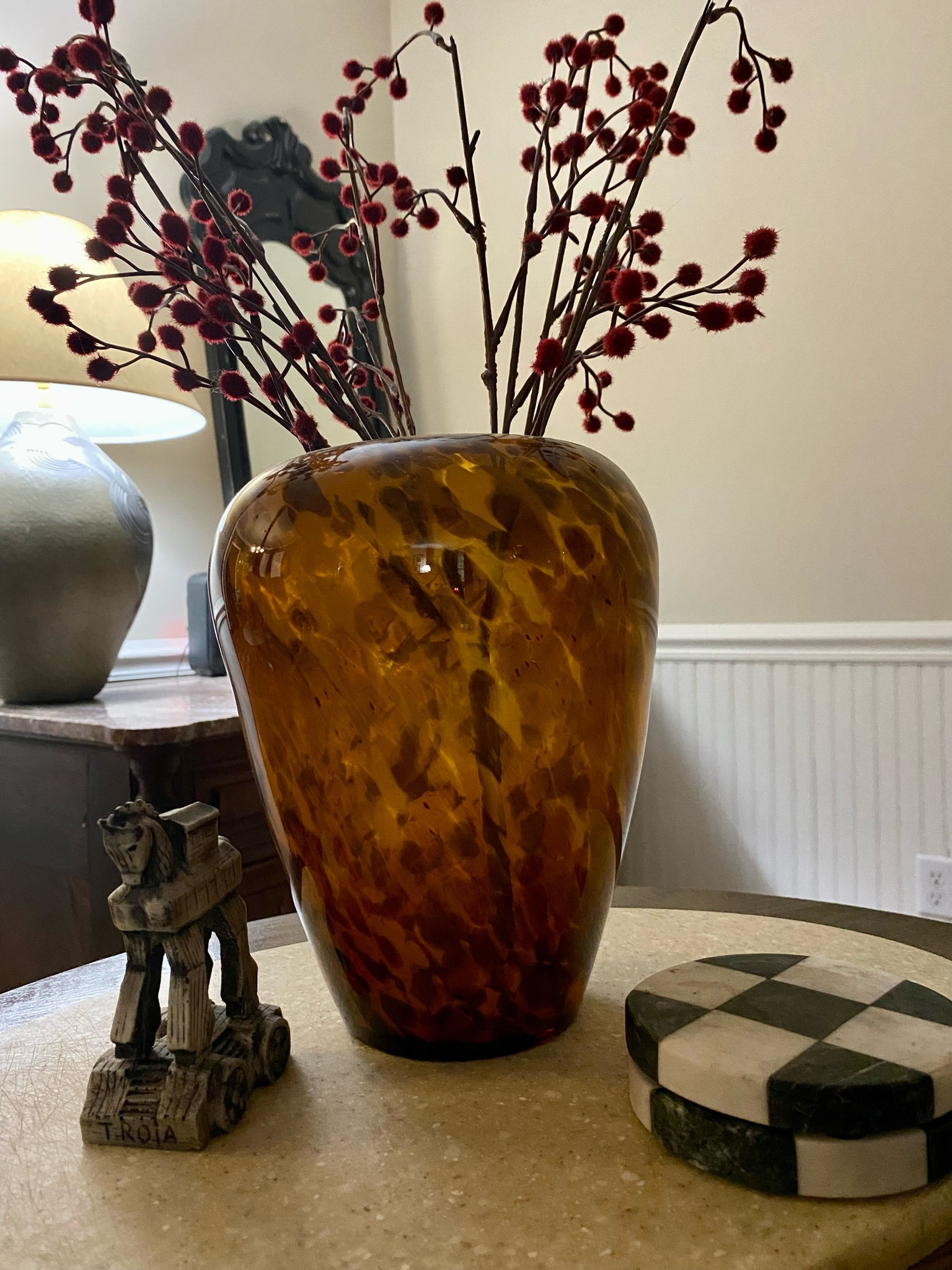 Vignettes are my favorites

Vintage inspired, decorative vase, decorative accents, traditional home decor, moody decor, eclectic home, Decour, home, Decour, accents, side table, lamp, coasters

#LTKHome #LTKStyleTip #LTKFindsUnder100