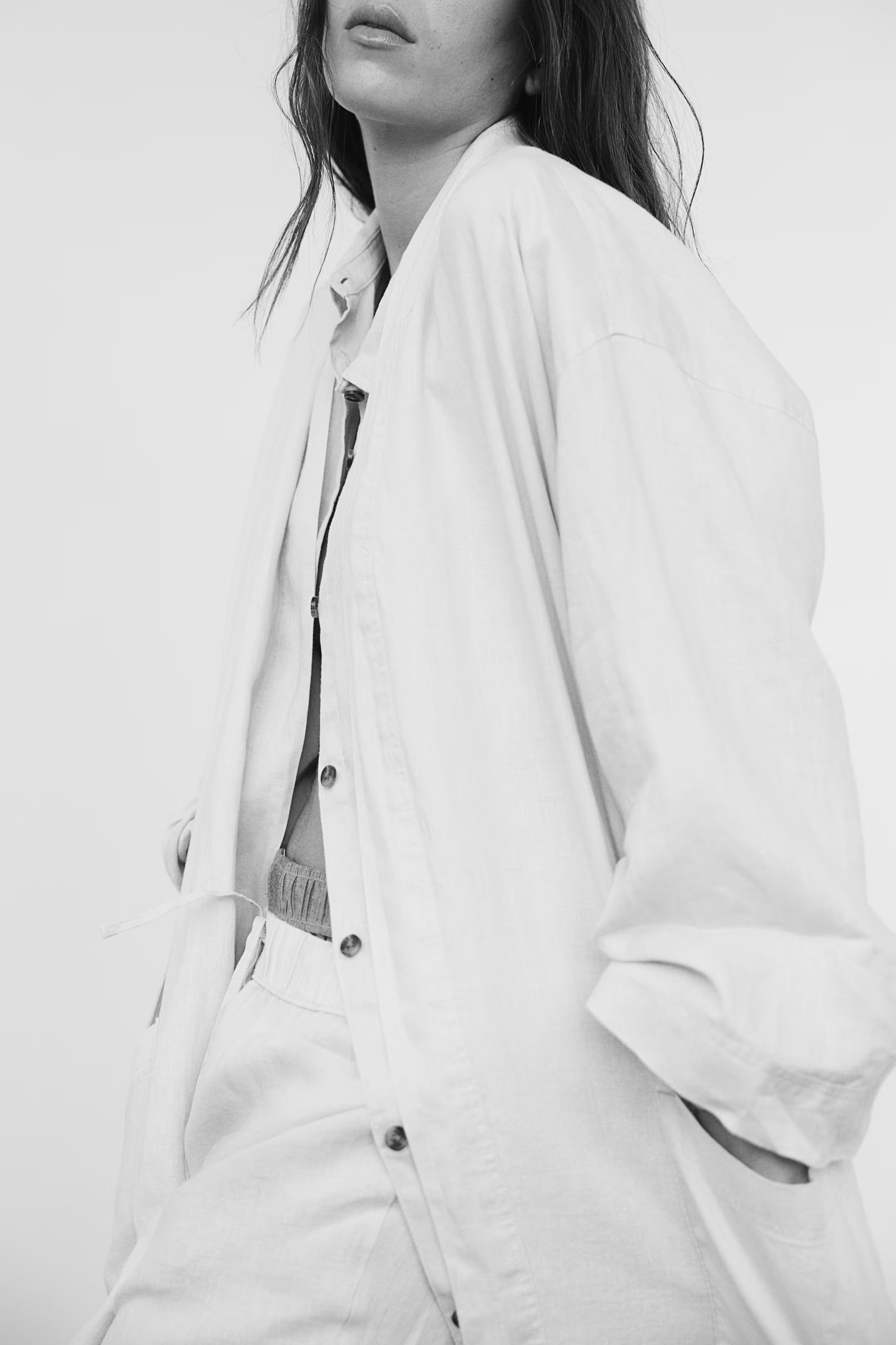 Washed linen dressing gown - Light grey - Home All | H&M GB | H&M (UK, MY, IN, SG, PH, TW, HK)