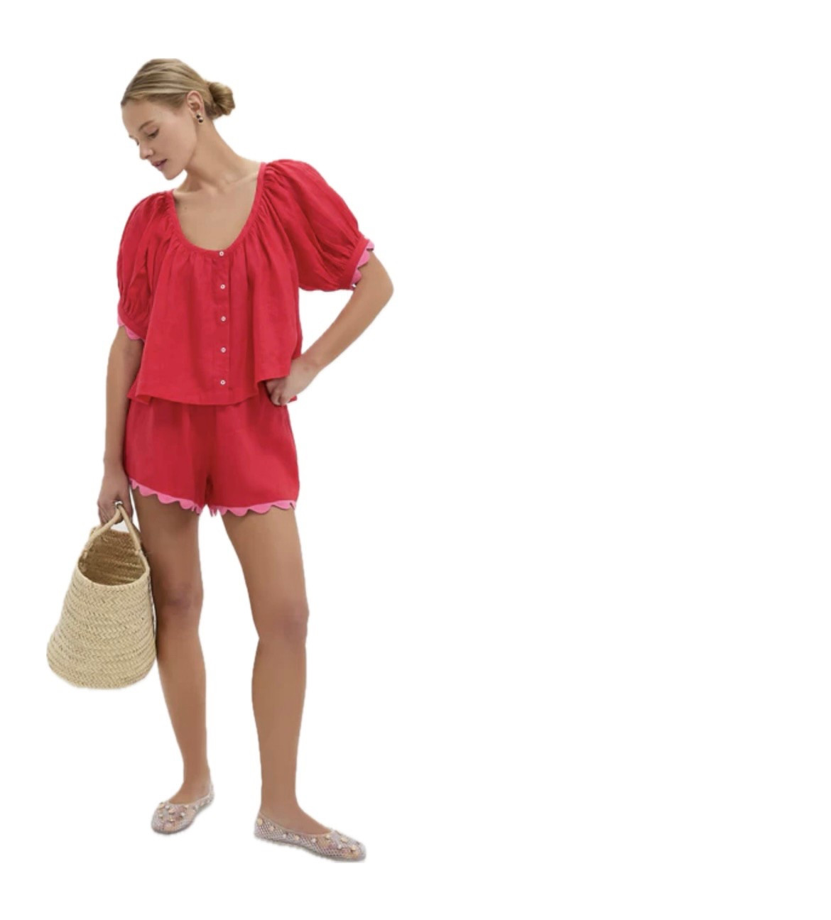  A Fave Color Combo AND A Cute Trim?! 💖❤️
… love! This cute pairing is on my summer wishlist!




#LTKSummerEdit #LTKSeasonal