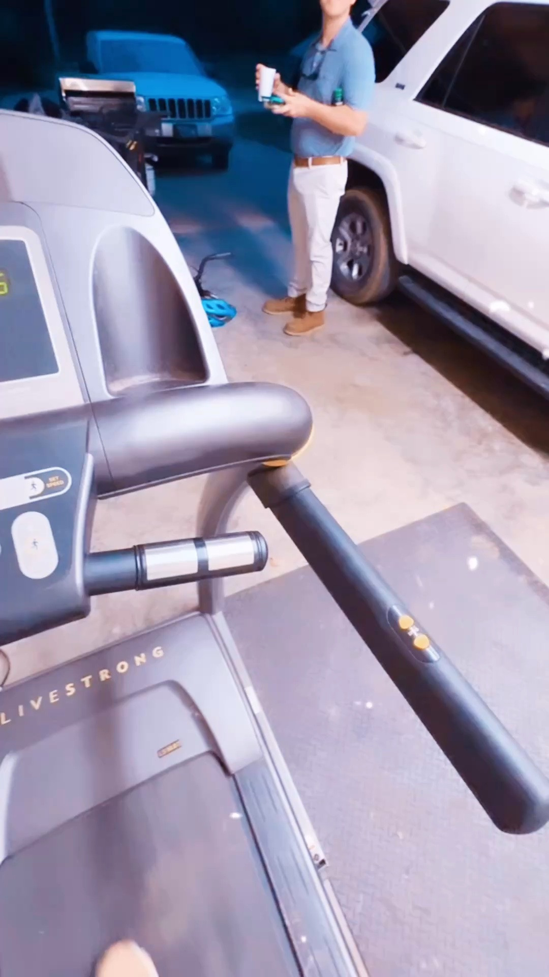 This treadmill has come in handy for these fall (& upcoming  winter!) mornings it’s so dark before @wesmabry heads to work - love gettin’ my steps 👣 in first thing!! 🫶🏽