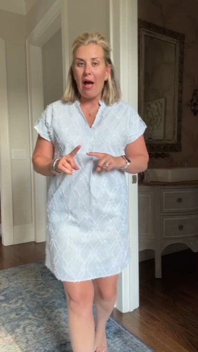 Layer it up!


#LTKfindsunder100 #LTKSeasonal #LTKstyletip