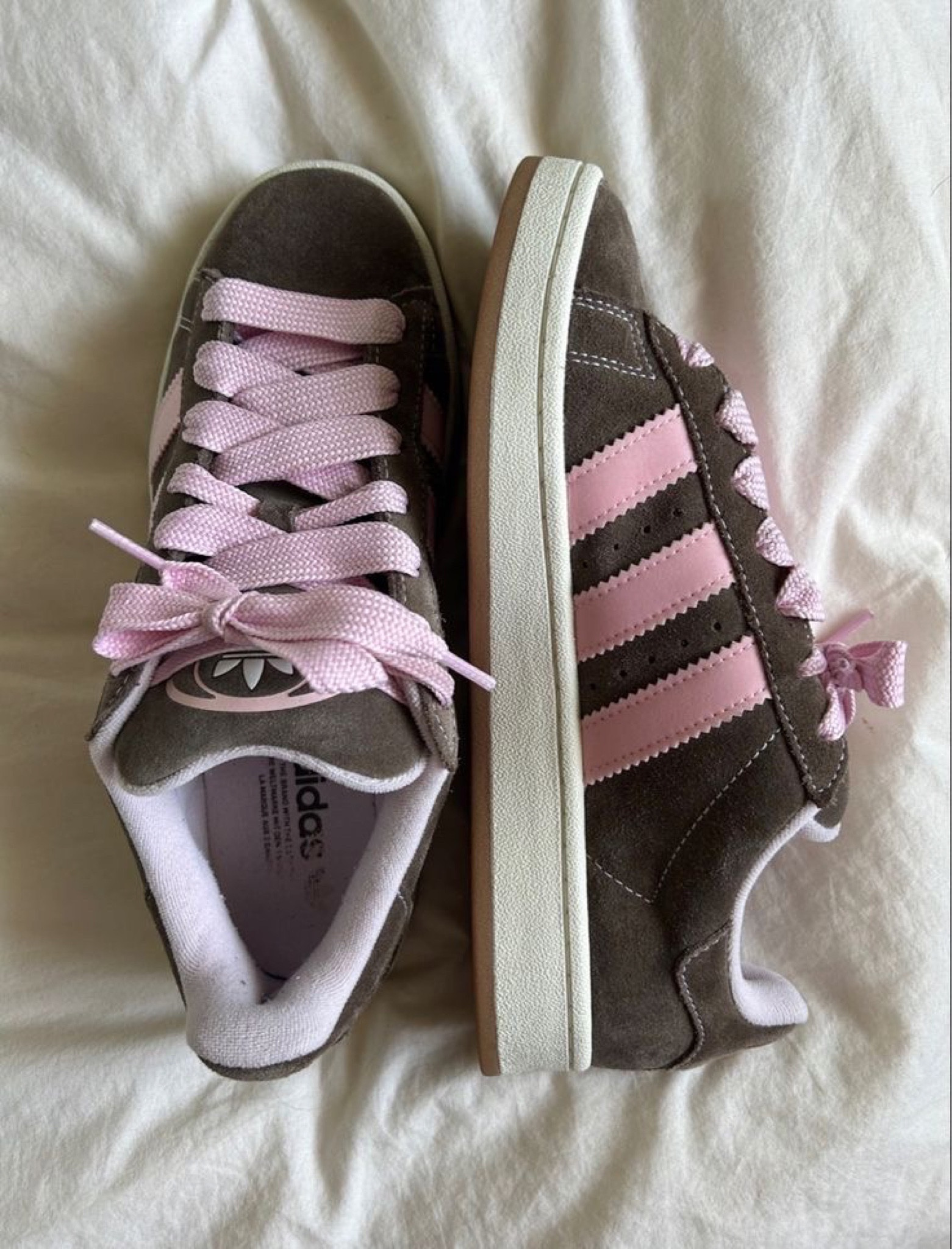 Brown and Pink Adidas Campus 00’s I left you some options depending on your budget!!! Available on stockx and DHgate!

| Adidas Style | adidas campus | sneakers | shoes | pink sneakers | basic sneakers | adidas samba | winter shoes | dhgate  | dhg | affordable fashion | gazelle | adidas gazelle | adidas | adidas campus 00ss | adidas shoes women | adidas trend | adidas shoes | adidas shoes trend |

#LTKGiftGuide 

#LTKshoecrush #LTKfindsunder100