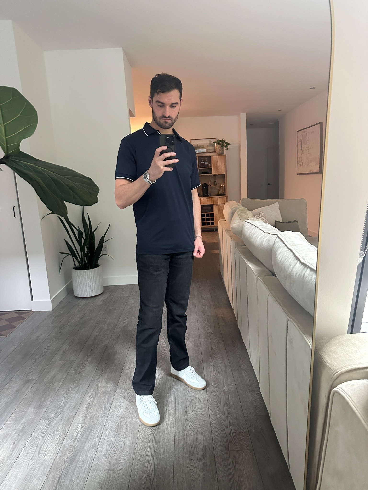 Smart Casual Outfit Idea

Wore this outfit for a work happy hour then dinner with my friends after. 

#smartcasualoutfits #poloandjeans #whitesneakers #mensoutfits

#LTKFindsUnder100 #LTKMens