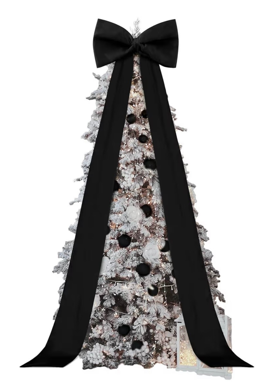 Large tree bows 

#LTKHoliday