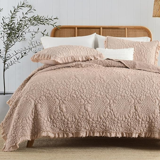HORIMOTE HOME Pinkish Grey Ruffled Quilt Twin Size, Stone-Washed Microfiber Lightweight Crinkled ... | Amazon (US)