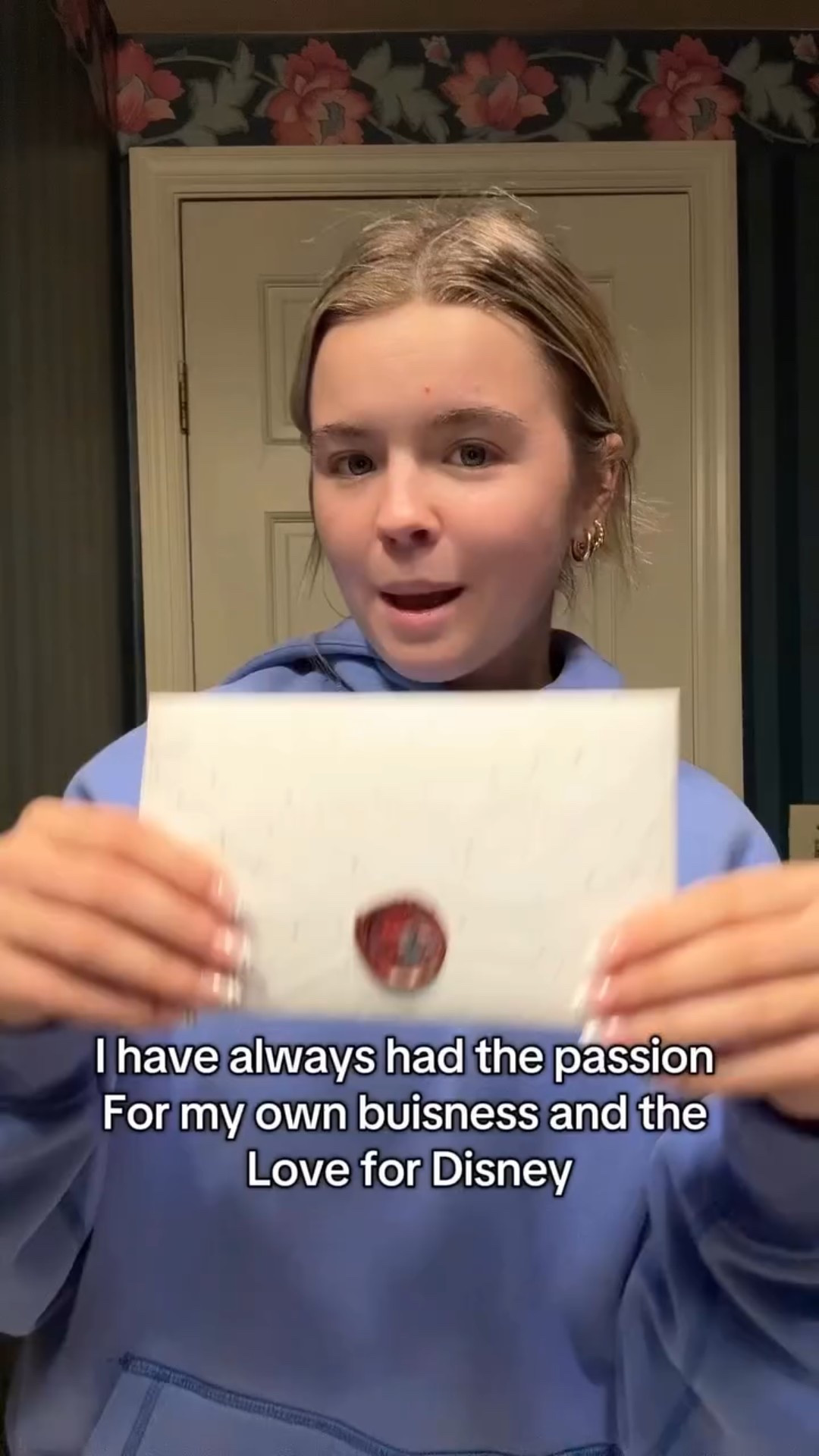 NEWS!!!! Snail mail, Disney themed:) I am in love with this and I hope you love it! It’s $8 per month, $39 for 6 months! I would love your support, link is in my bio:)