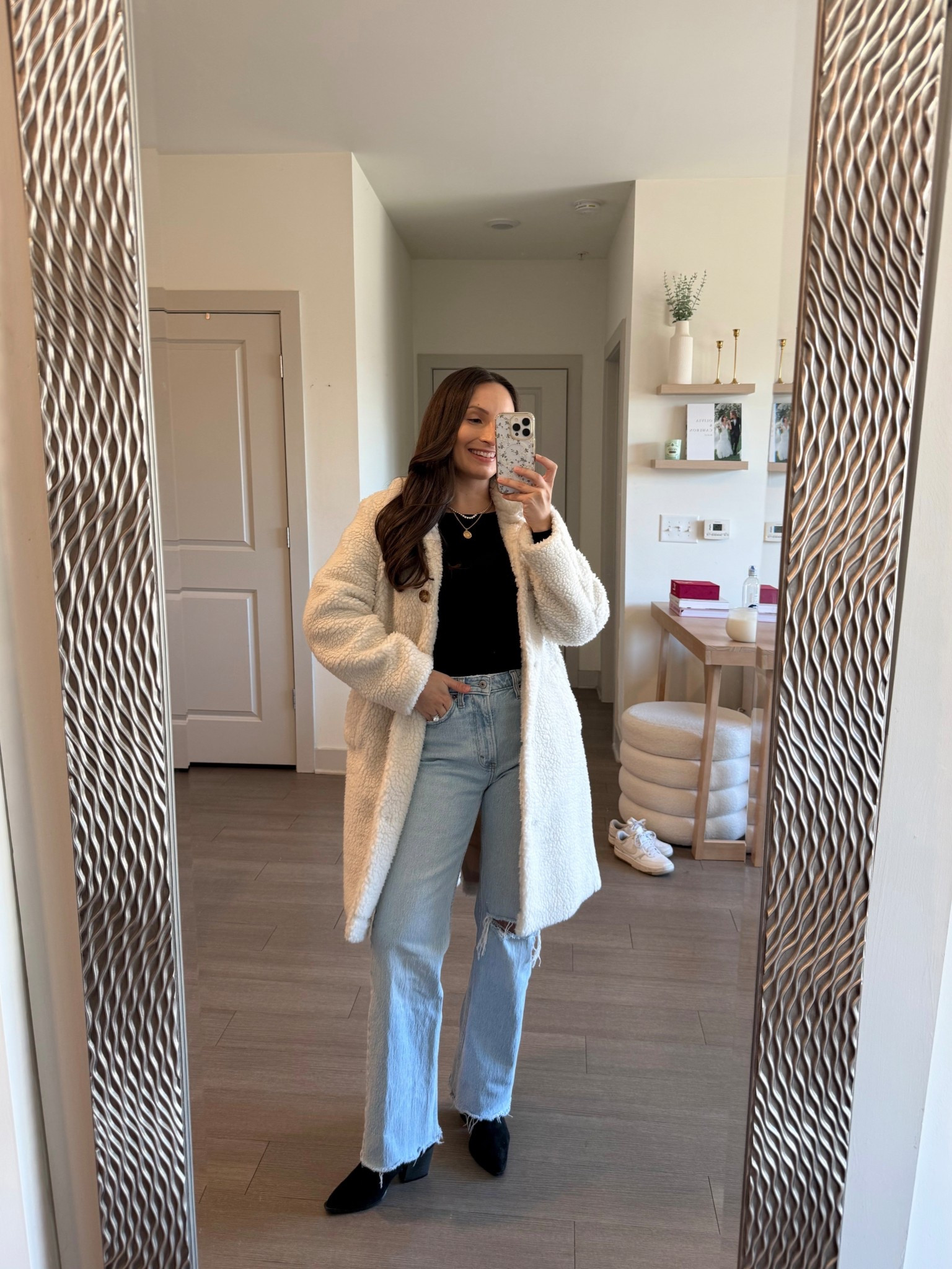 long sleeve tops- XS,
jeans - 24 short in the curve love relaxed fit (code: DENIMAF)
-
Valentine’s Day outfit, date night outfit

#LTKootd #LTKValentine #LTKdayinmylife