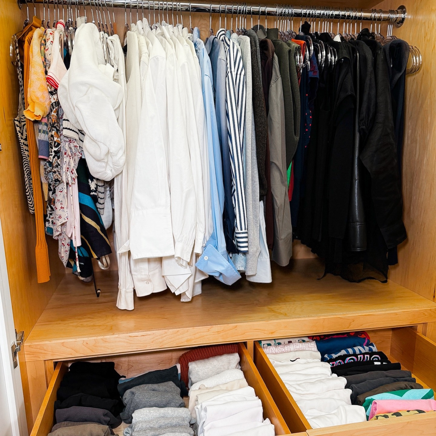 A moment for these gorgeous closets 💫✨

Ask for what you really want this holiday season, an organized closet! 
For you, for your Littles or for your husbands disorganized closet that drives you bonkers. 

#closet #closetorganization #organization #organizer #giftguide #giftguideforher #giftsforher #gift #closets #boston