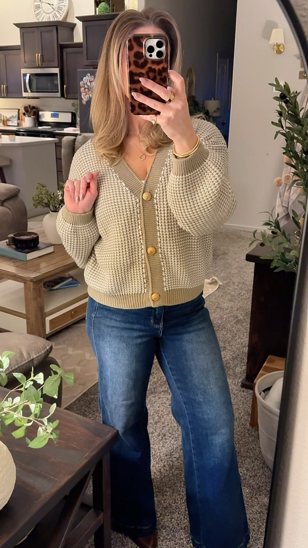 The cutest little cardigan I ever did see! A thick chunky two-tone knit lets you wear it like a sweater or layer it with a cute base. #cardigan #wintersweater #sweater

#LTKMidsize #LTKootd #LTKWorkwear