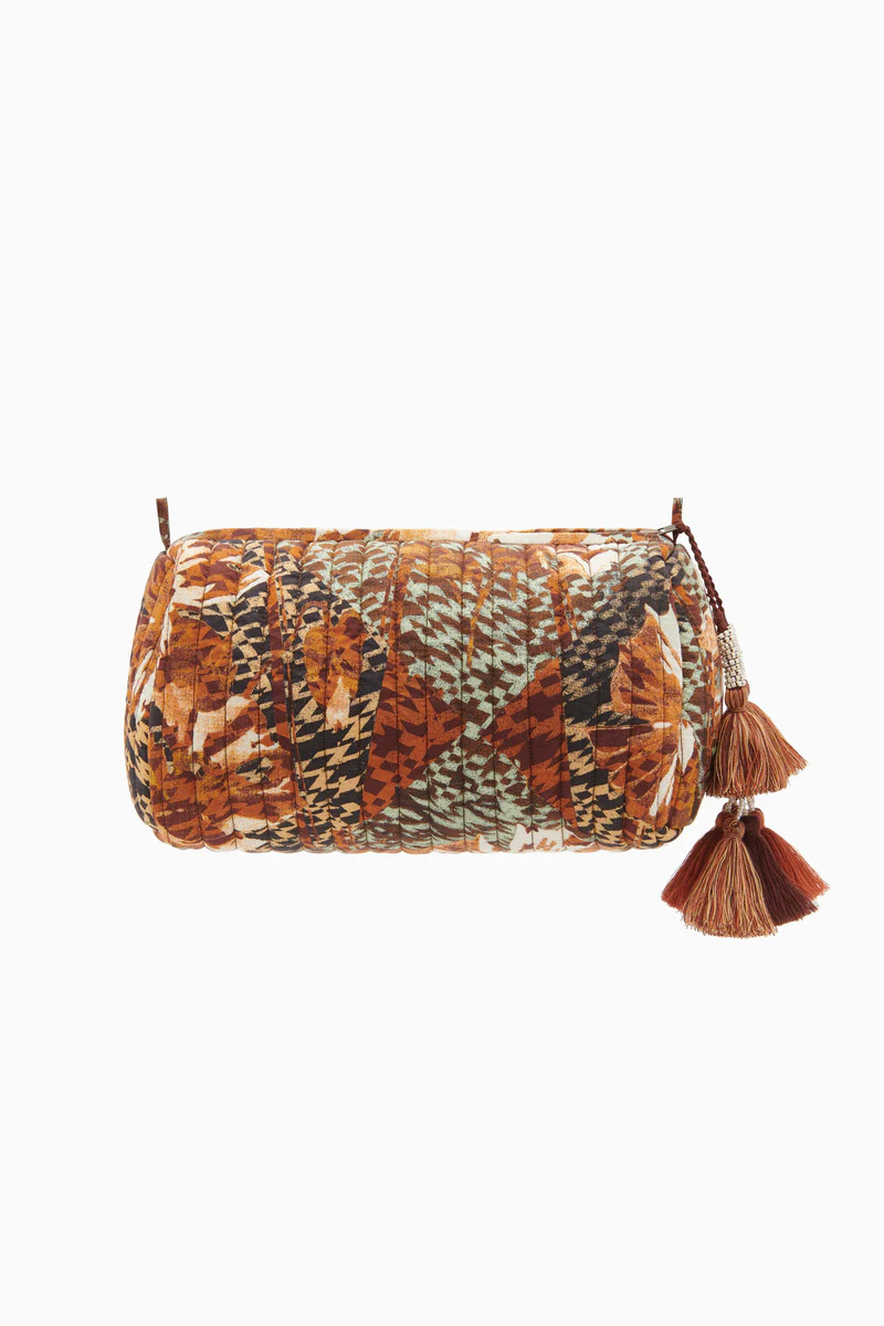 Priya Makeup Bag

      Buff | Ulla Johnson