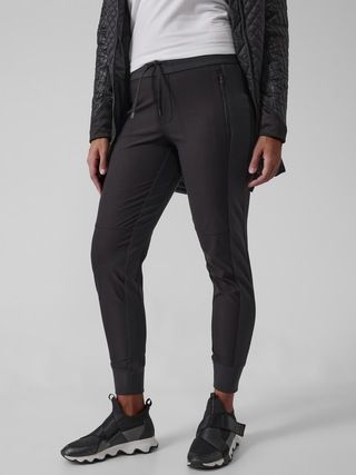 Headlands Hybrid Trek Jogger | Athleta