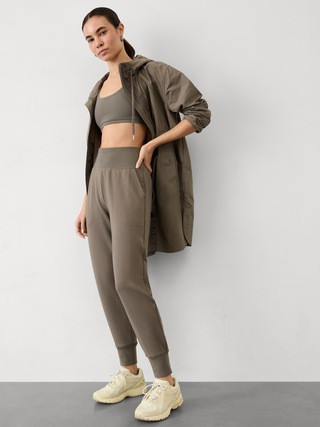 Coaster Luxe High Rise Jogger | Athleta