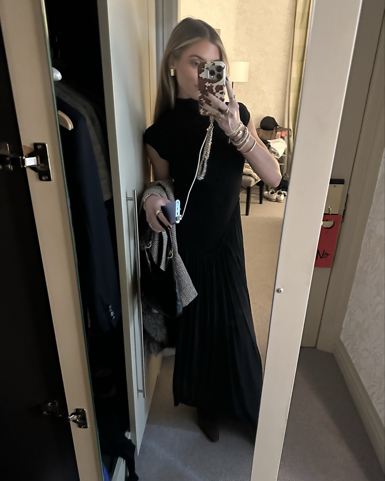 An outfit I wore in Edinburgh Scotland from rent the runway 

#LTKWedding #LTKSeasonal #LTKTravel