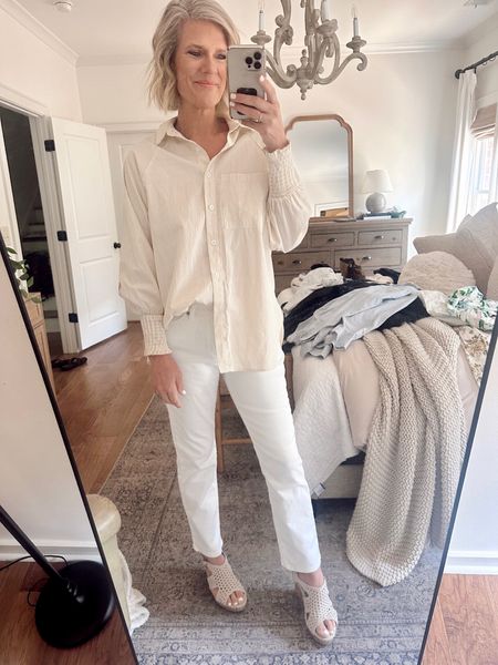 cutest summer outfit!! Loving these white jeans so much, they’re the cutest!

#LTKStyleTip #LTKWorkwear