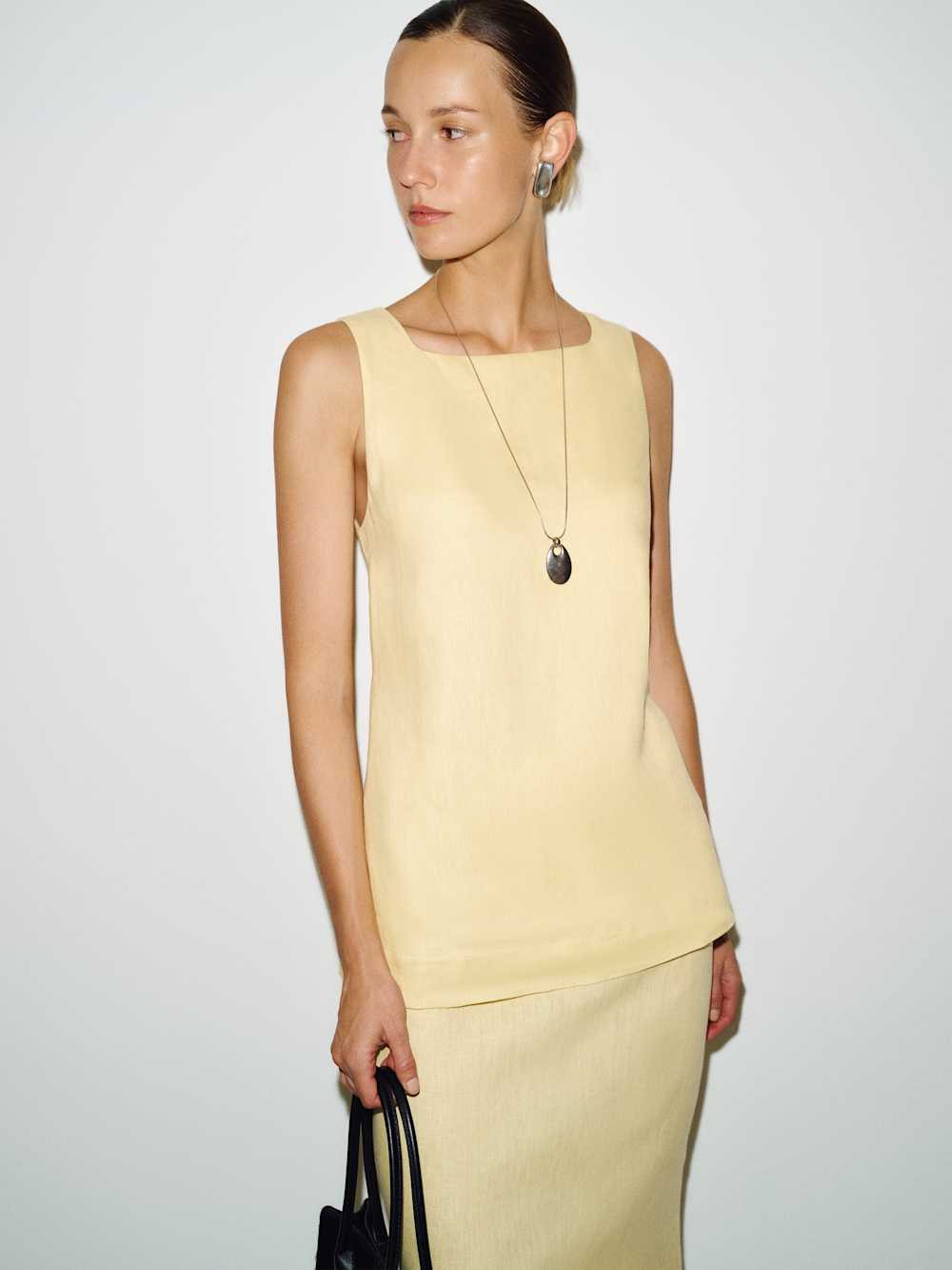 Robin Linen Two Piece | Reformation (Global)