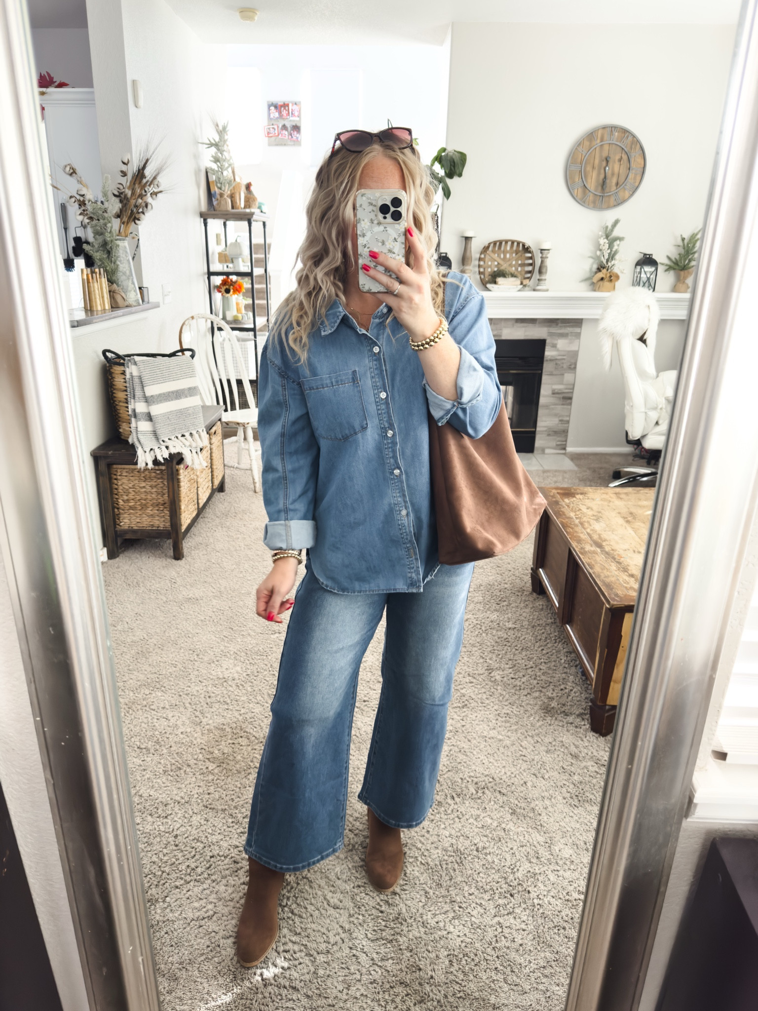 Chambray button down shirt with dark wash jeans, brown faux suede bag and brown ankle boots. Everything fits tts







Winter outfit
Winter fashion
Amazon winter outfits
Trending winter fashion 
 casual winter outfits | winter fashion | size 4-6 | cold weather outfits | winter outfit ideas | layering outfit for the cold| winter fashion 2025 | outfit inspo | outfit ideas | winter outfits amazon  | casual outfit Ideas  | Outfits | Amazon Casual Outfit | Cute casual outfits | Preppy Outfit 

#LTKootd #LTKPetite #LTKSaleAlert