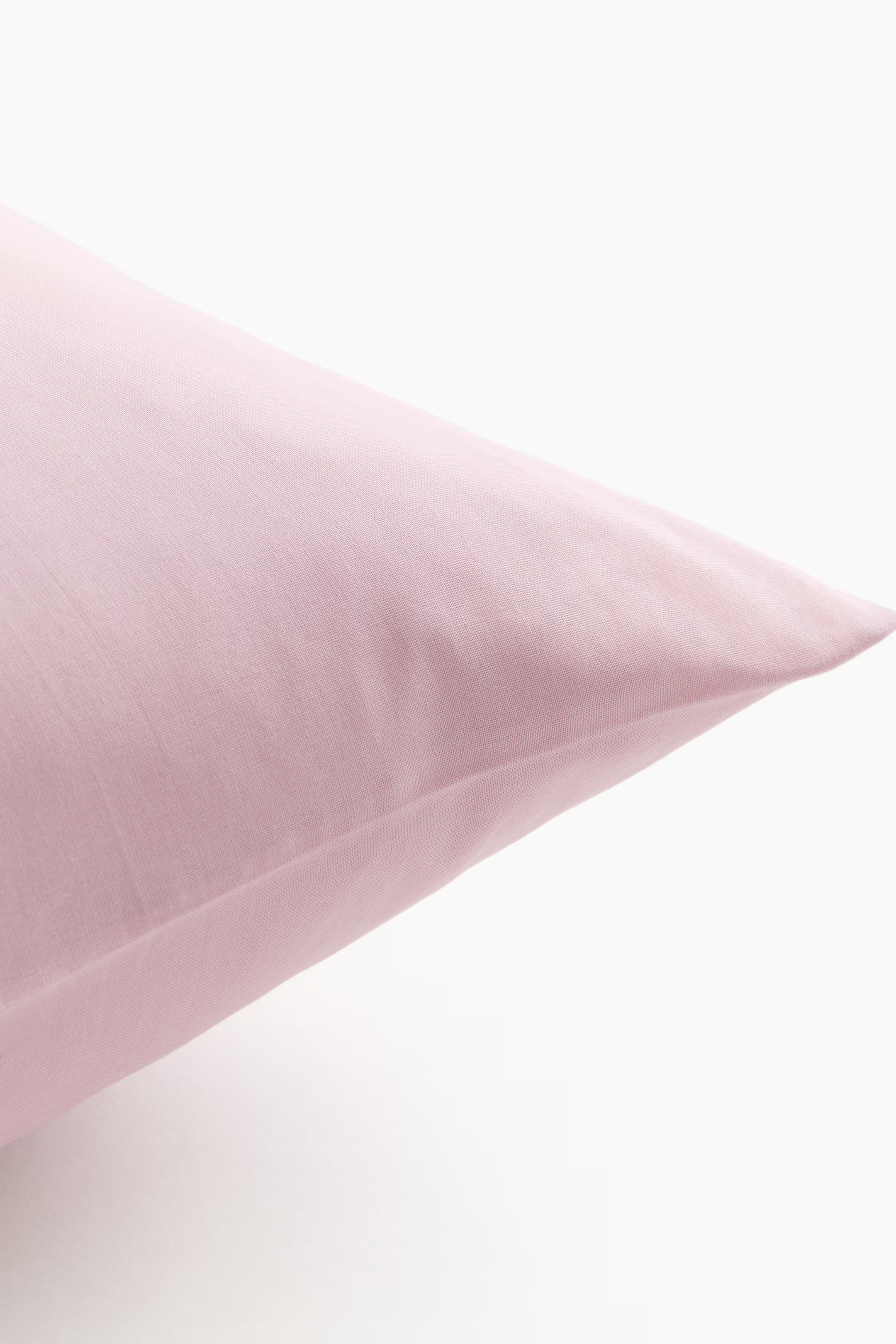Cotton pillowcase - Light dusty pink - Home All | H&M GB | H&M (UK, MY, IN, SG, PH, TW, HK)