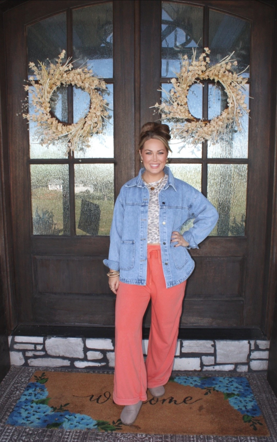 ✨ Amazon Outfit Find ✨
These wide leg pants are a total Free People dupe! Soft, comfy, and come in the cutest colors! Paired with an oversized denim jacket, it’s the perfect casual-chic look for running errands, kids sporting events, or travel days!

Amazon fashion, wide leg lounge pants, oversized denim jacket, casual outfit, comfy outfit, fall outfit idea, Amazon outfit inspo, Amazon style, cozy chic look.

#LTKMidsize #LTKStyleTip #LTKFindsUnder50