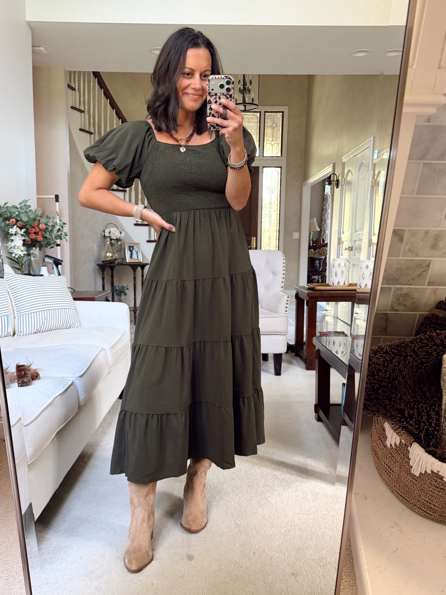 Fall family photo outfit ideas, Thanksgiving outfit idea.

Dress runs true to size - wearing a small