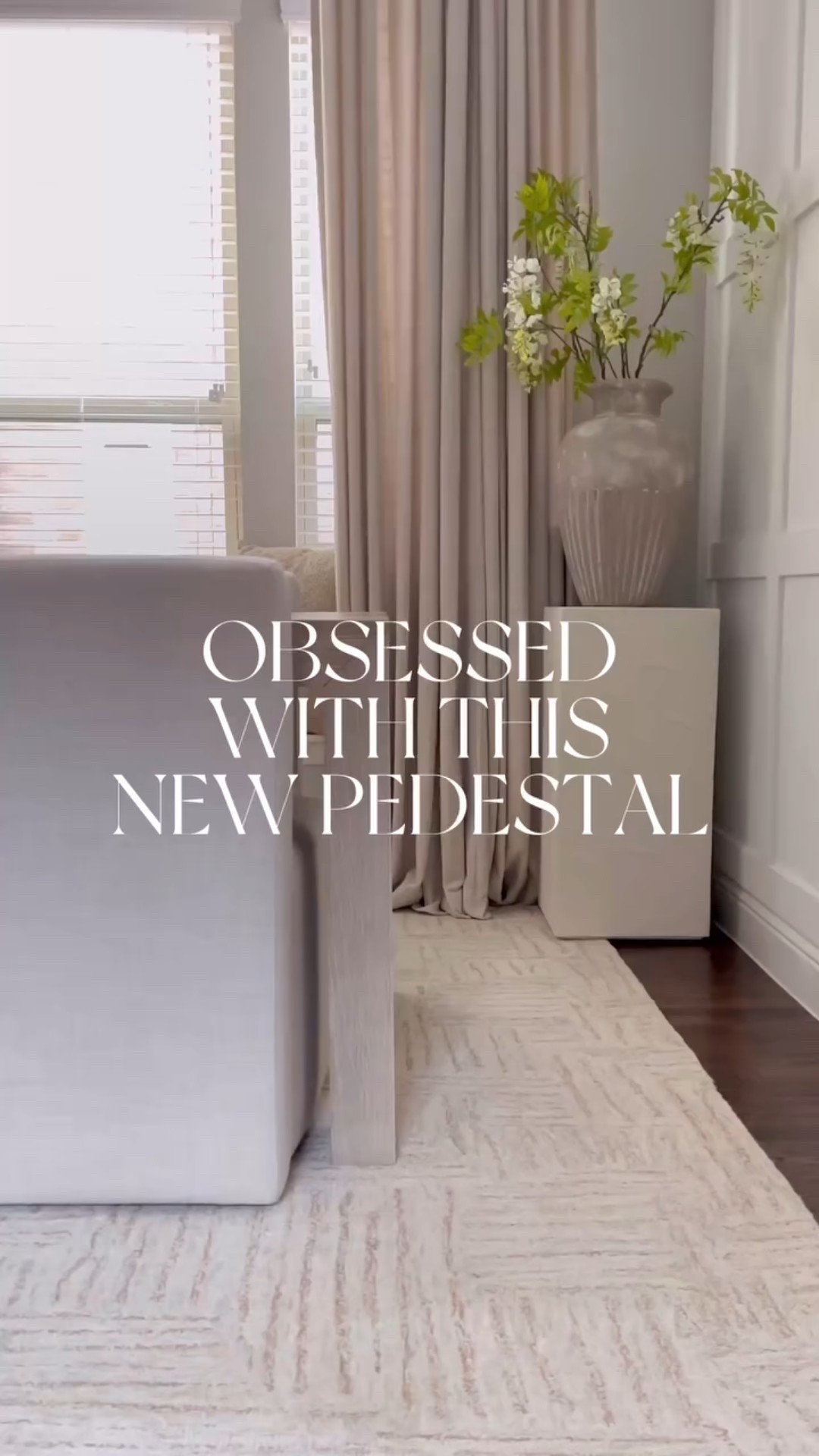 It took me forever to find a pedestal I actually loved — but this one was worth the wait. 🤍 Such a simple way to fill an empty corner without committing to a tree. I love styling it with a large vase for an effortless, timeless look that makes the space feel complete. 



#HomeDecor #CornerStyling #AmazonFinds #PedestalDecor #diningroomdecor #diningroomstyling #modernhome

#LTKHome #LTKSummerEdit #LTKStyleTip