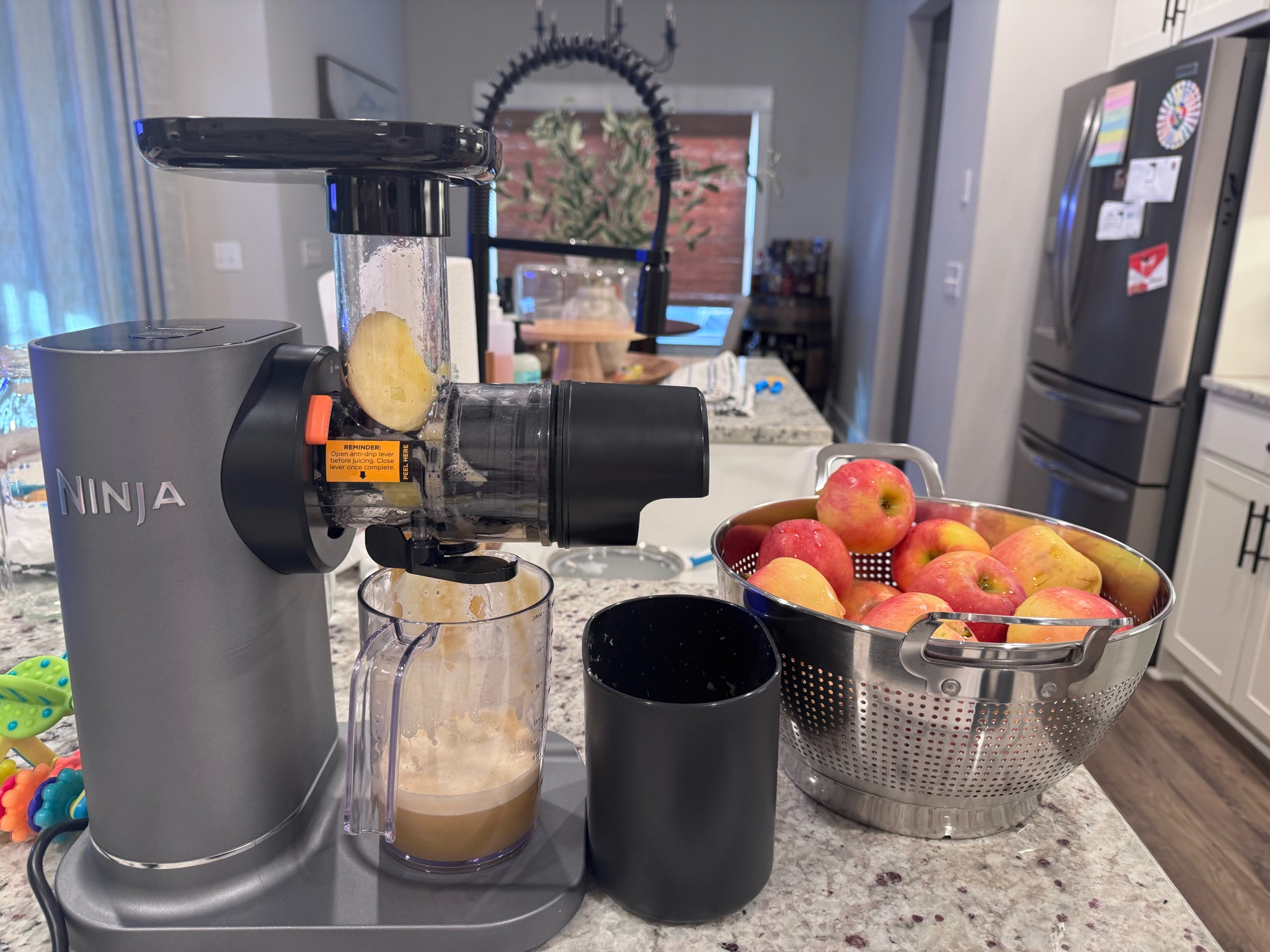 Juicer, cold pressed juicer, easy juicing, kitchen appliances, small appliances, healthy eating 

#LTKHome