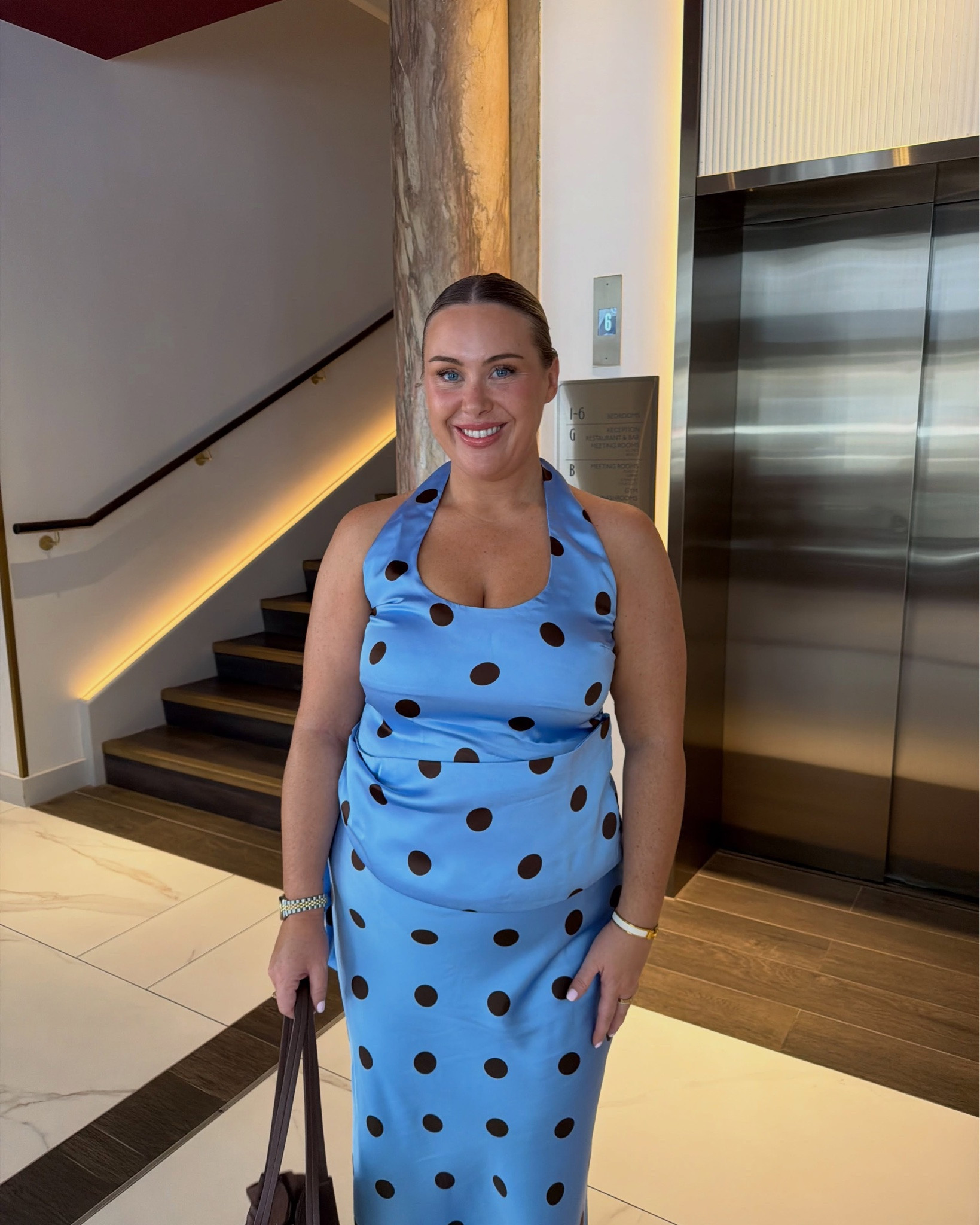 What a colour combo 🤝💙🤎

@kaiiathelabel ✨

#ootn #coord #polkadots