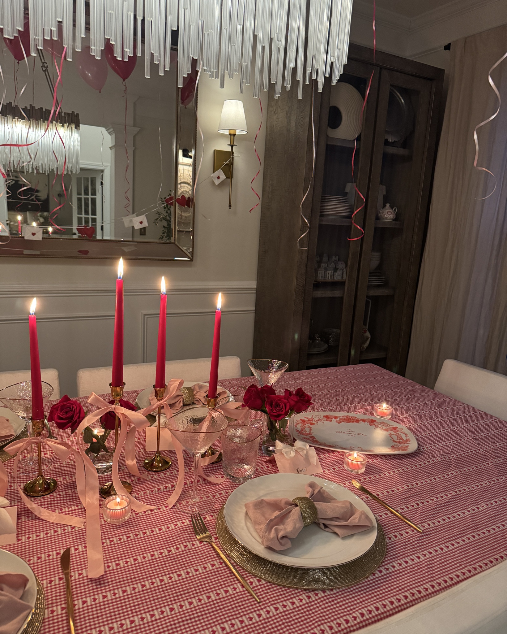 #ad #Etsy #EtsyCreatorCo @Etsy had everything I need to turn this dining room into the most romantic Valentine’s Day dinner party! I picked up so many personalized items to bring this space to life!