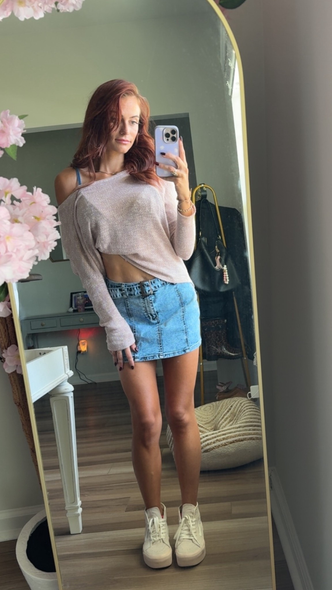 Sneakers just feel so fall to me! How’s everyone transitioning? 

#LTKSeasonal #LTKStyleTip #LTKActive