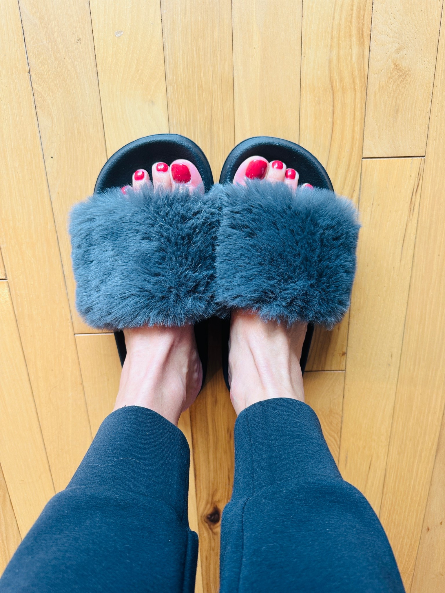 My favorite fuzzy slippers with non slip bottoms. These are a great gift too for under $20

#LTKGiftGuide #LTKOver40 #LTKHome
