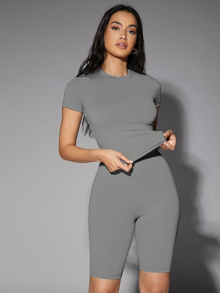 SHEIN BAE Solid Fitted Tee | SHEIN